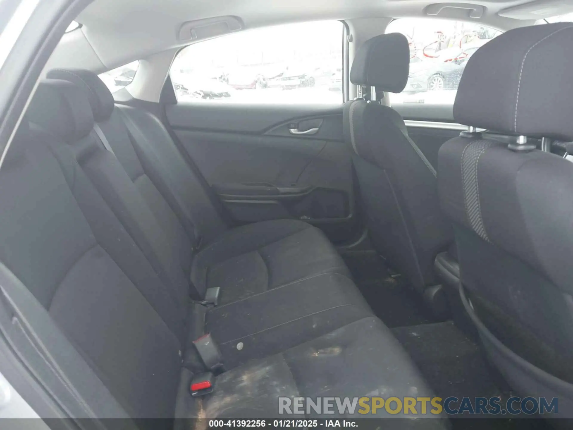 8 Photograph of a damaged car 19XFC1F35KE208149 HONDA CIVIC 2019