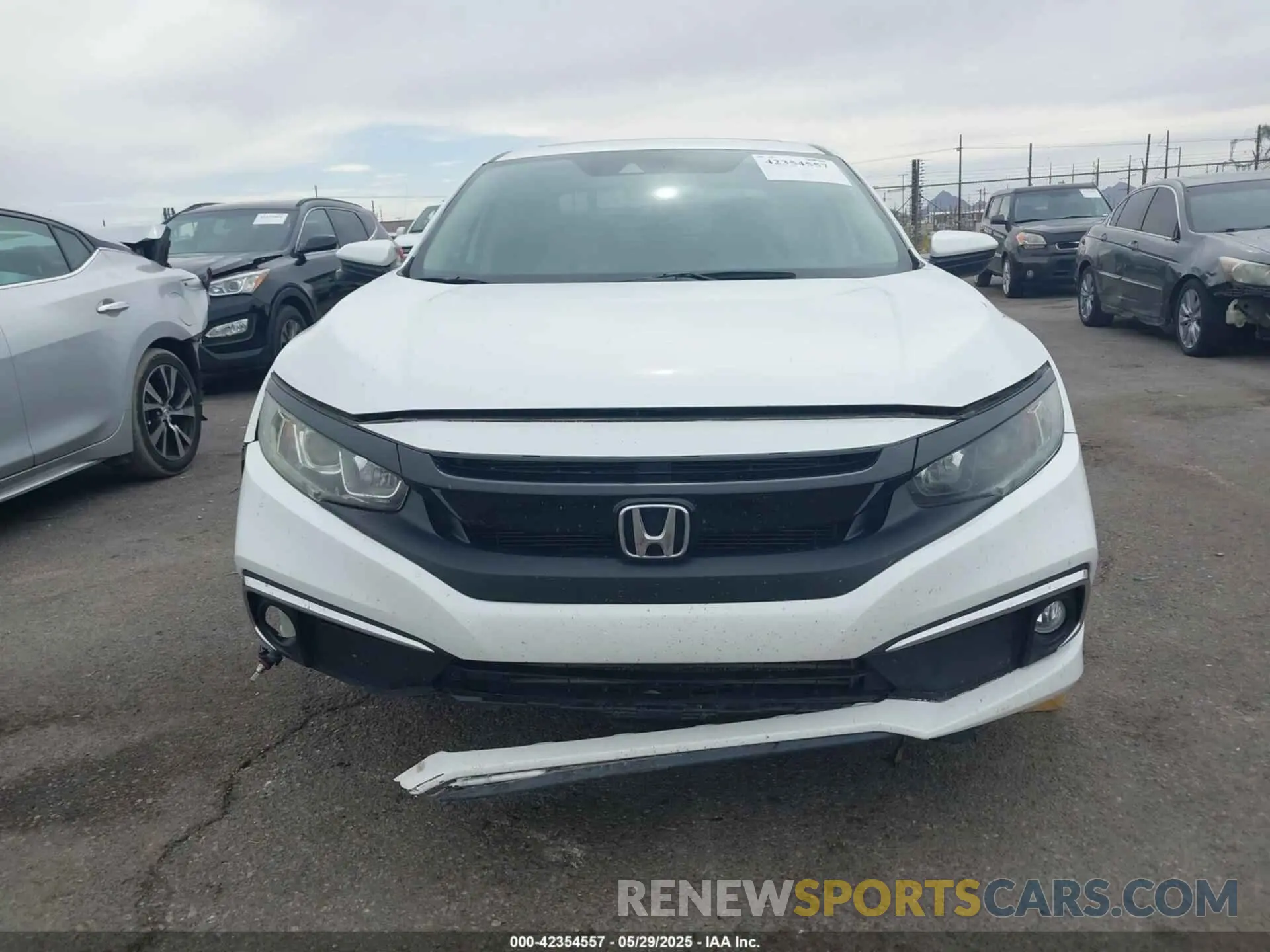 12 Photograph of a damaged car 19XFC1F35KE214324 HONDA CIVIC 2019