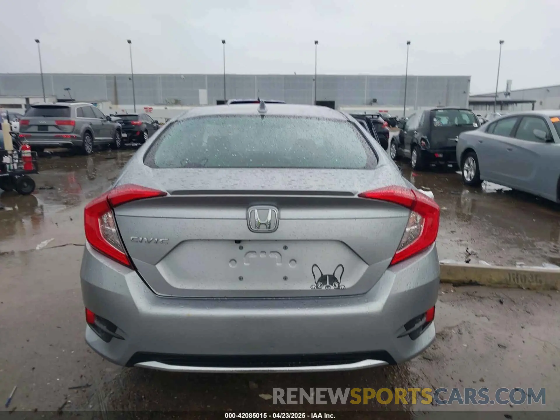 16 Photograph of a damaged car 19XFC1F36KE210718 HONDA CIVIC 2019
