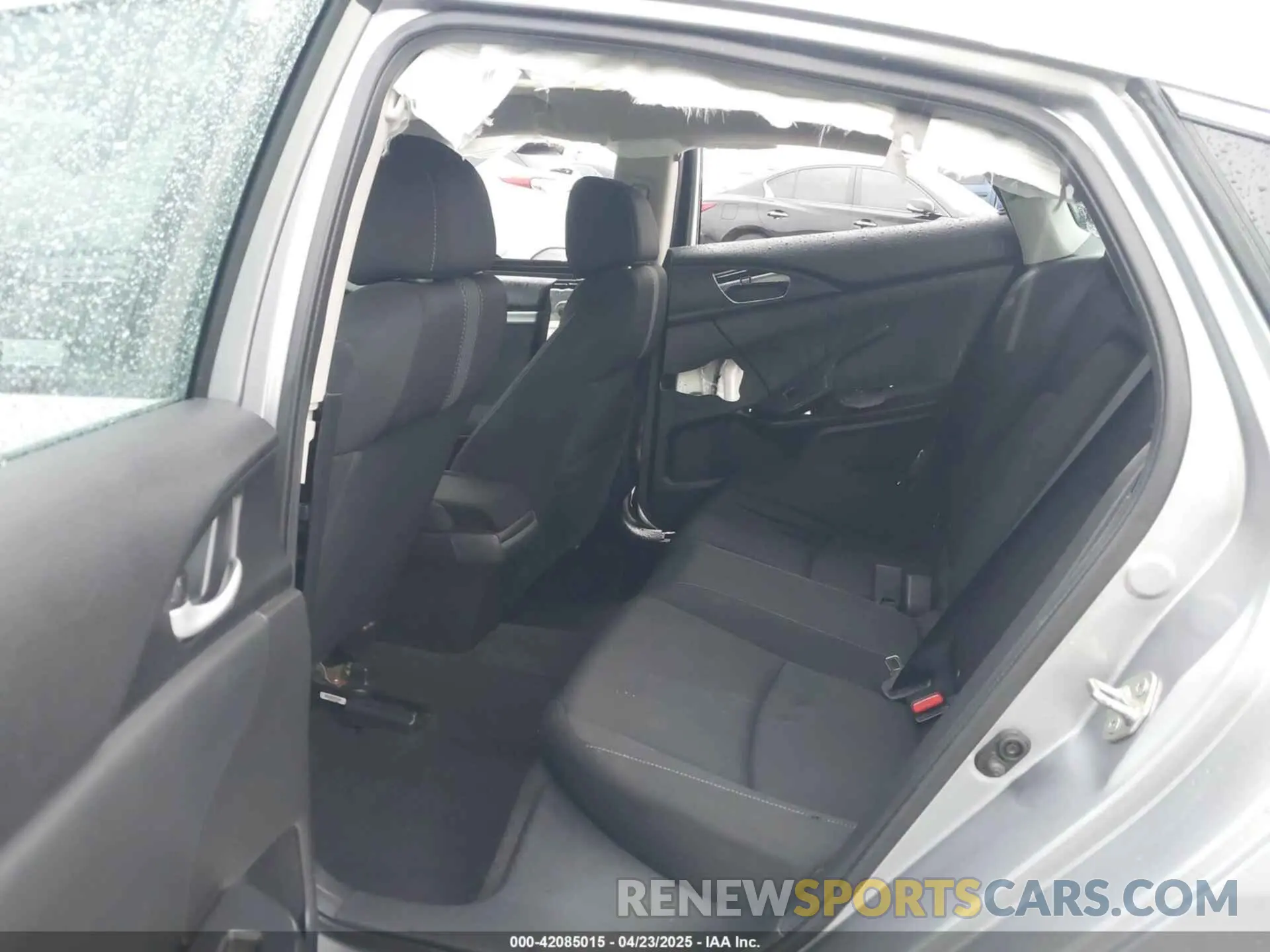 8 Photograph of a damaged car 19XFC1F36KE210718 HONDA CIVIC 2019