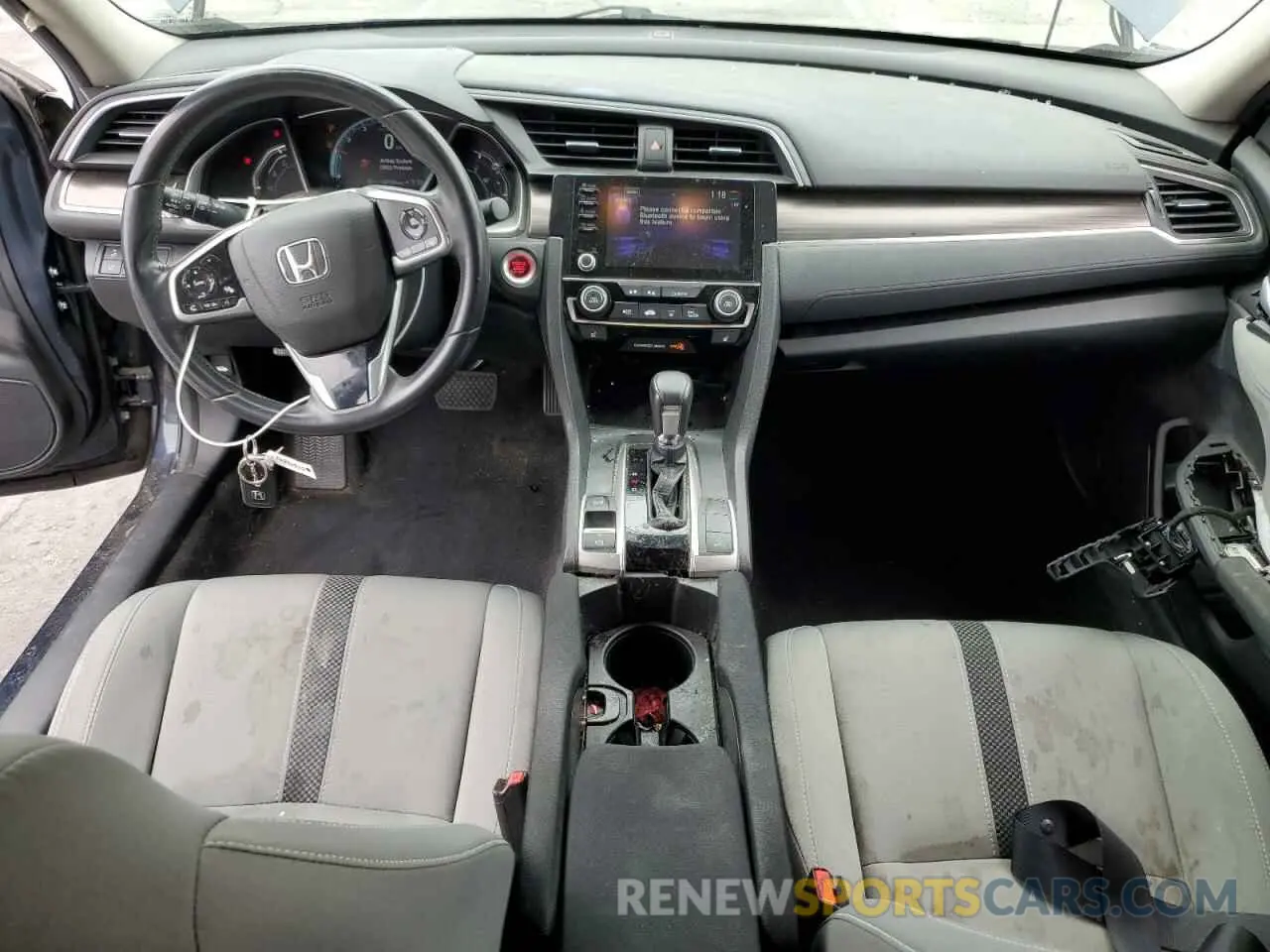 8 Photograph of a damaged car 19XFC1F36KE211707 HONDA CIVIC 2019