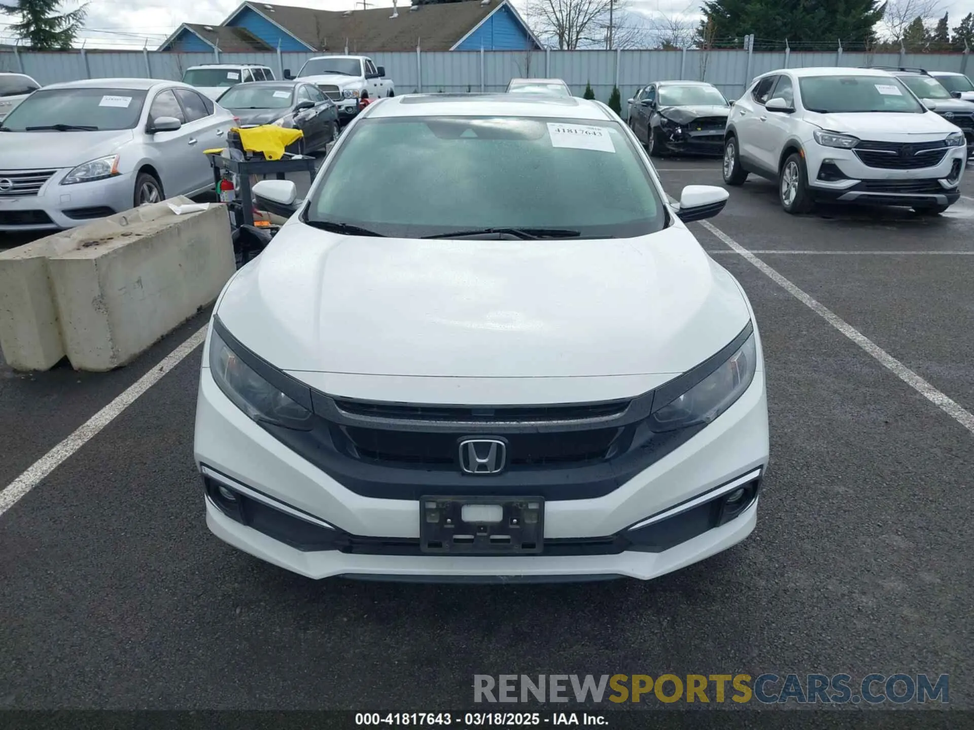 13 Photograph of a damaged car 19XFC1F36KE213036 HONDA CIVIC 2019