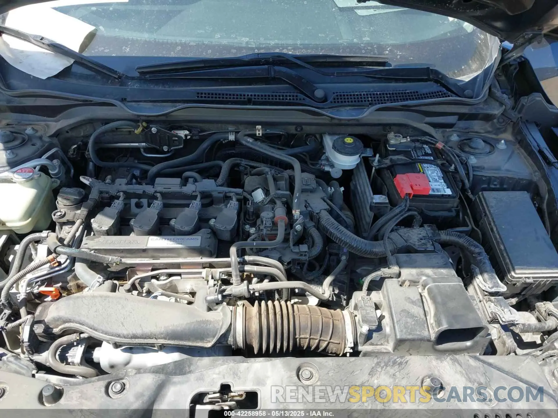 10 Photograph of a damaged car 19XFC1F37KE001388 HONDA CIVIC 2019