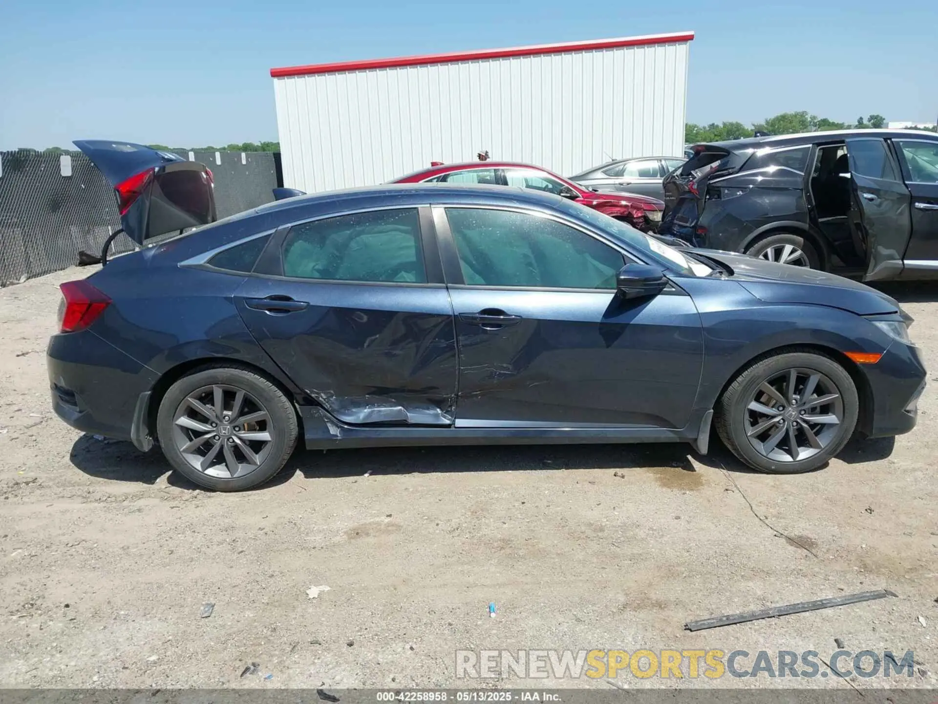 13 Photograph of a damaged car 19XFC1F37KE001388 HONDA CIVIC 2019
