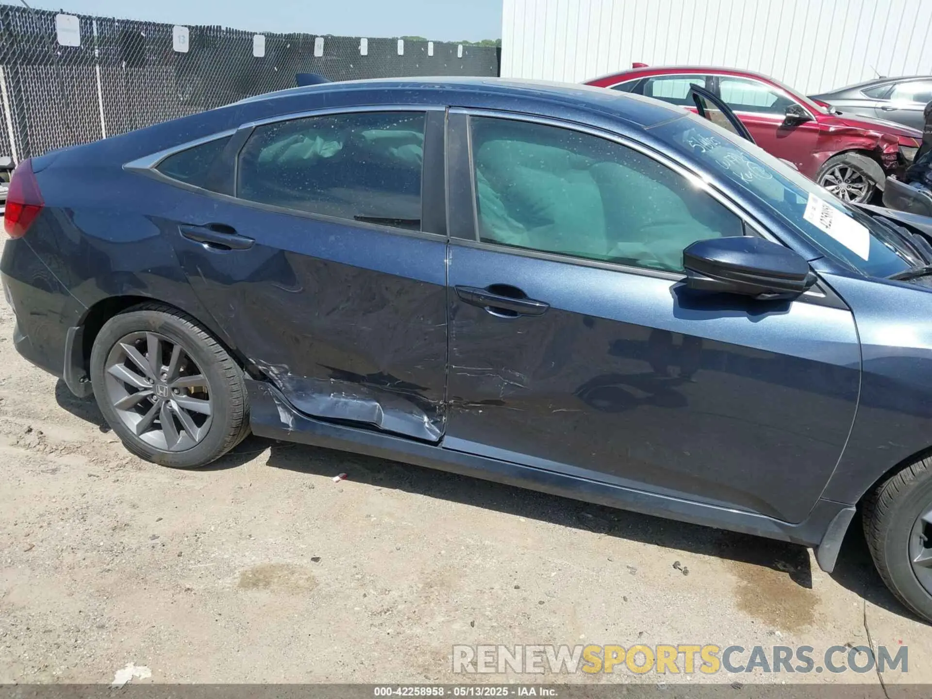 6 Photograph of a damaged car 19XFC1F37KE001388 HONDA CIVIC 2019