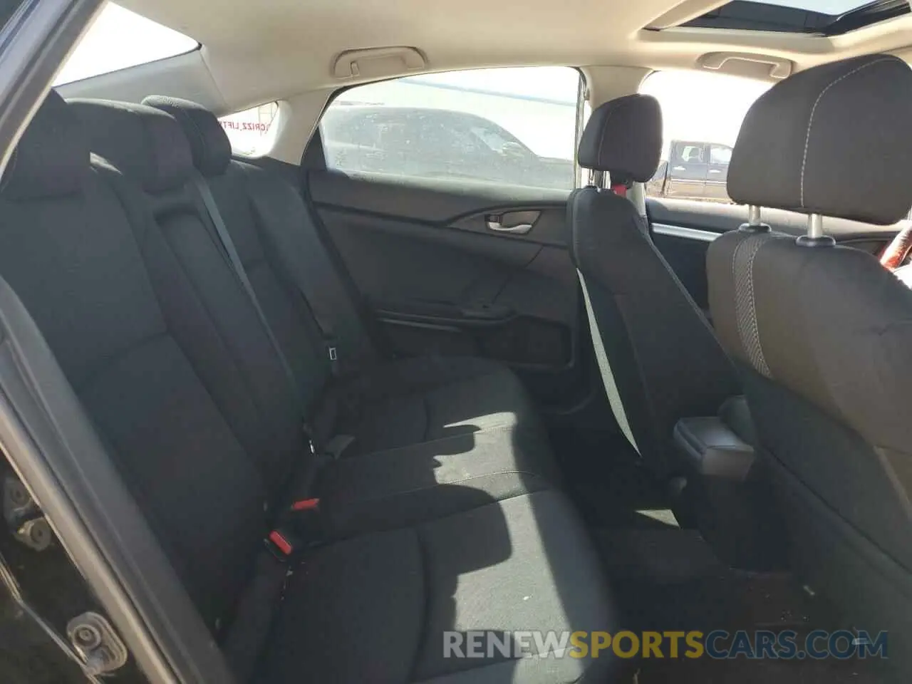 10 Photograph of a damaged car 19XFC1F37KE004095 HONDA CIVIC 2019