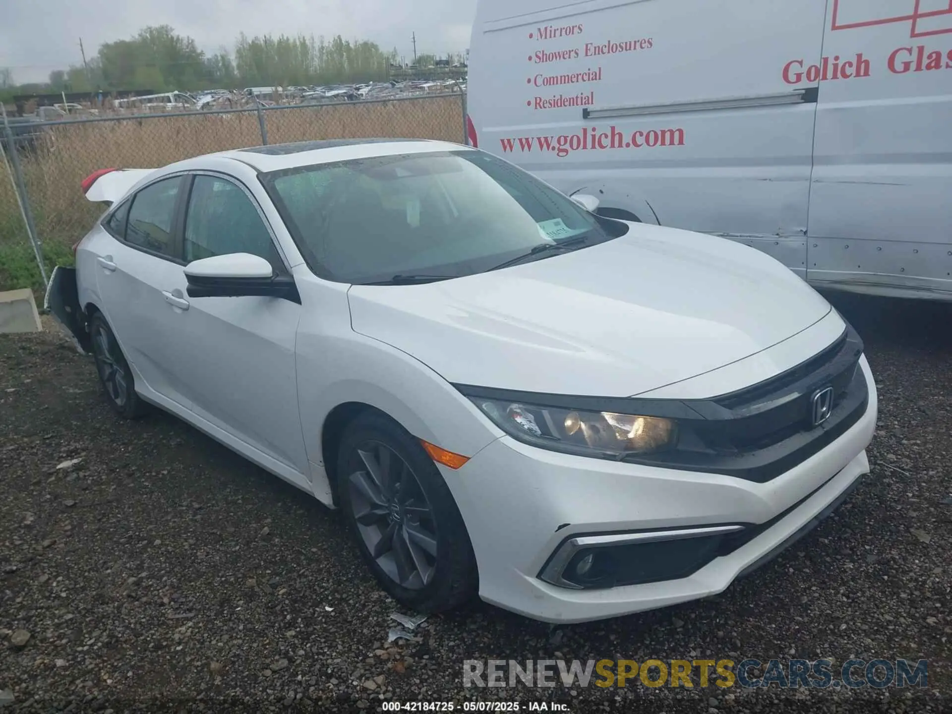 1 Photograph of a damaged car 19XFC1F38KE000637 HONDA CIVIC 2019