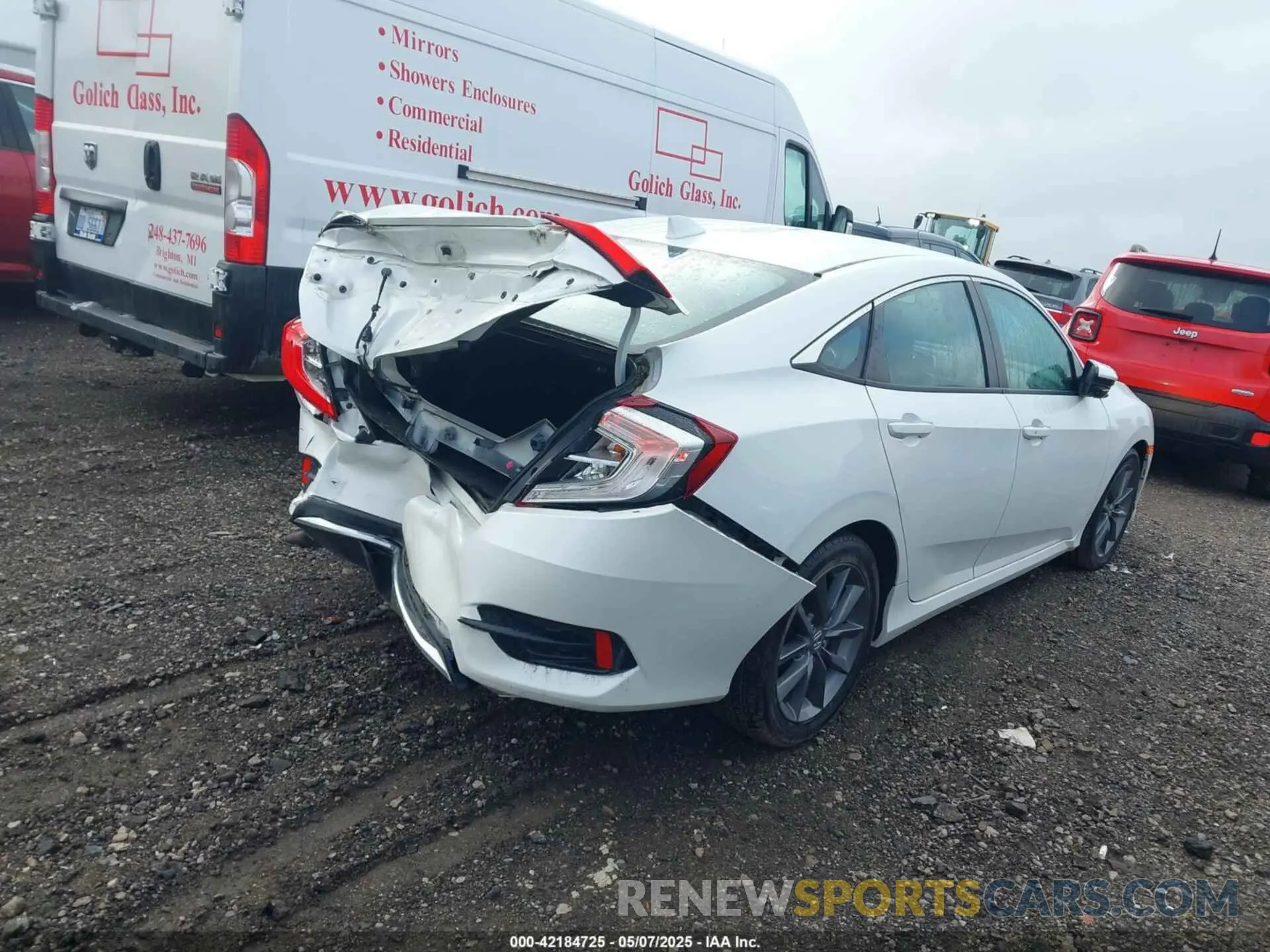 4 Photograph of a damaged car 19XFC1F38KE000637 HONDA CIVIC 2019