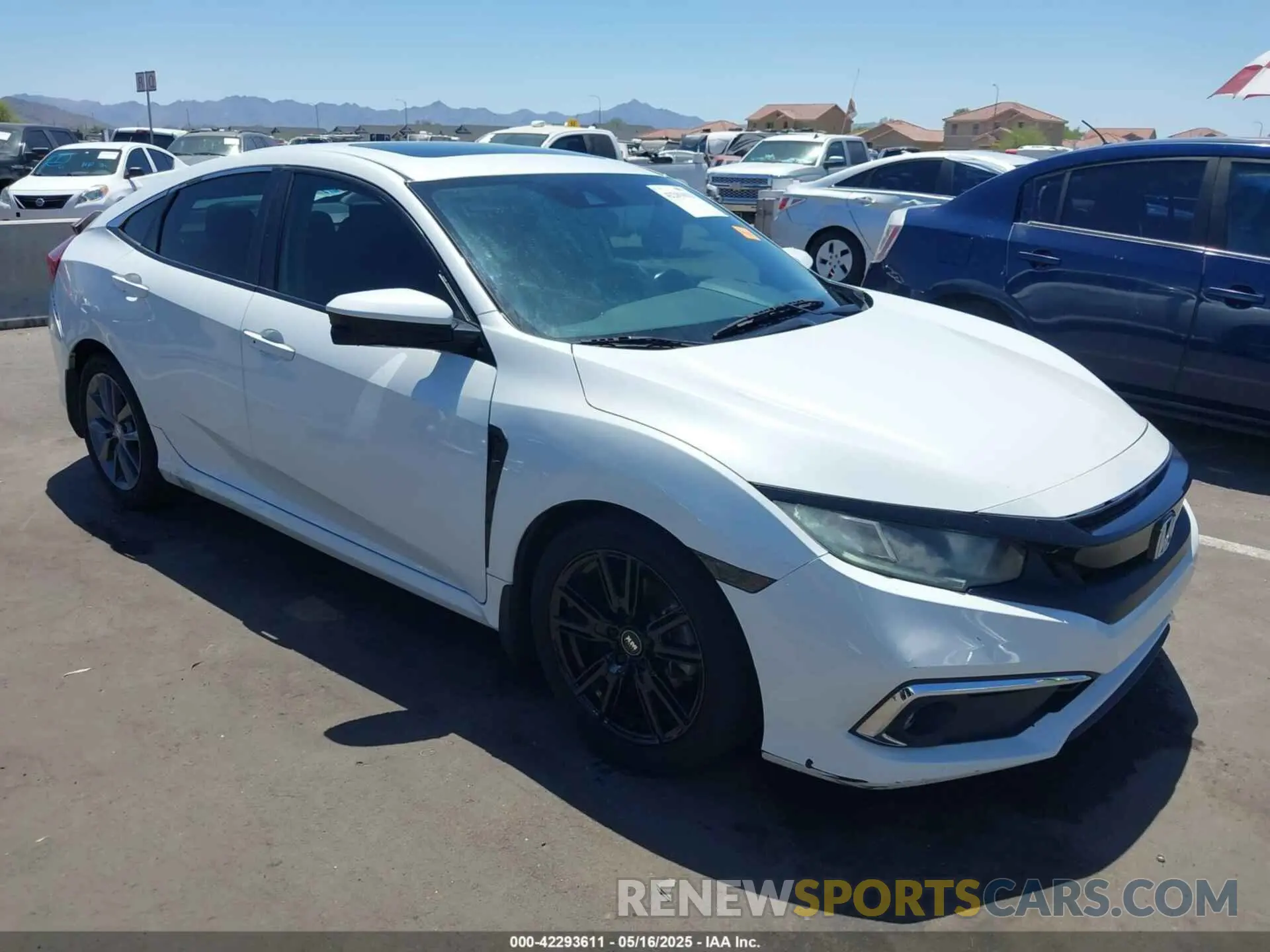 1 Photograph of a damaged car 19XFC1F38KE003716 HONDA CIVIC 2019