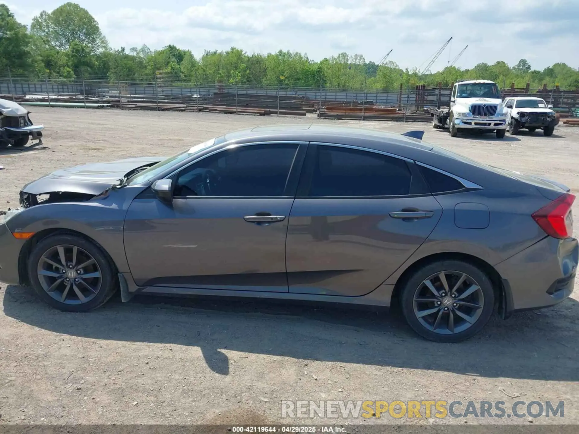 14 Photograph of a damaged car 19XFC1F38KE011489 HONDA CIVIC 2019