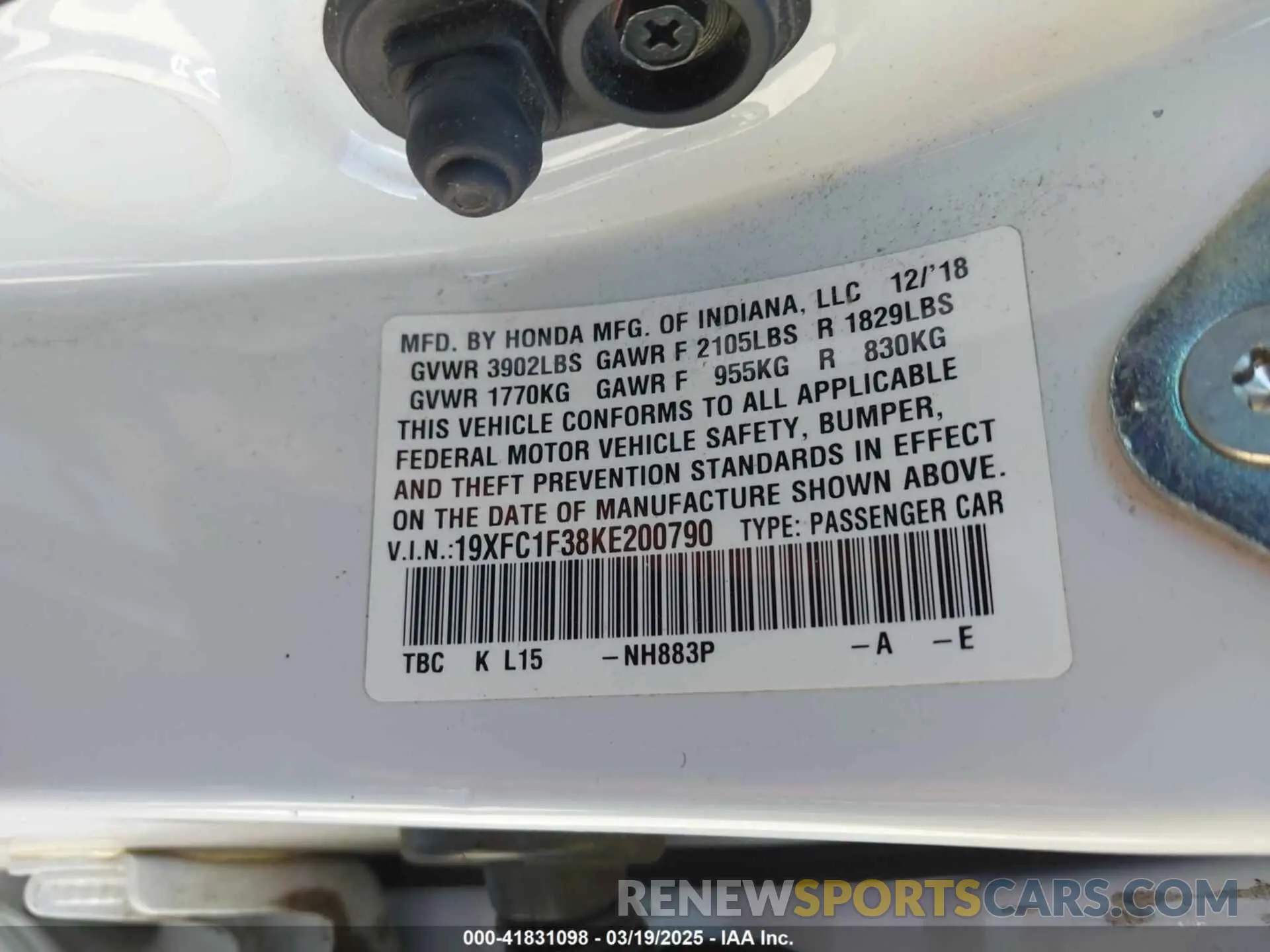 9 Photograph of a damaged car 19XFC1F38KE200790 HONDA CIVIC 2019