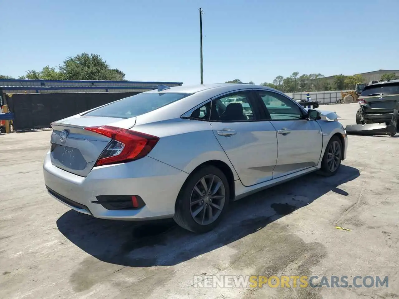 3 Photograph of a damaged car 19XFC1F38KE201535 HONDA CIVIC 2019