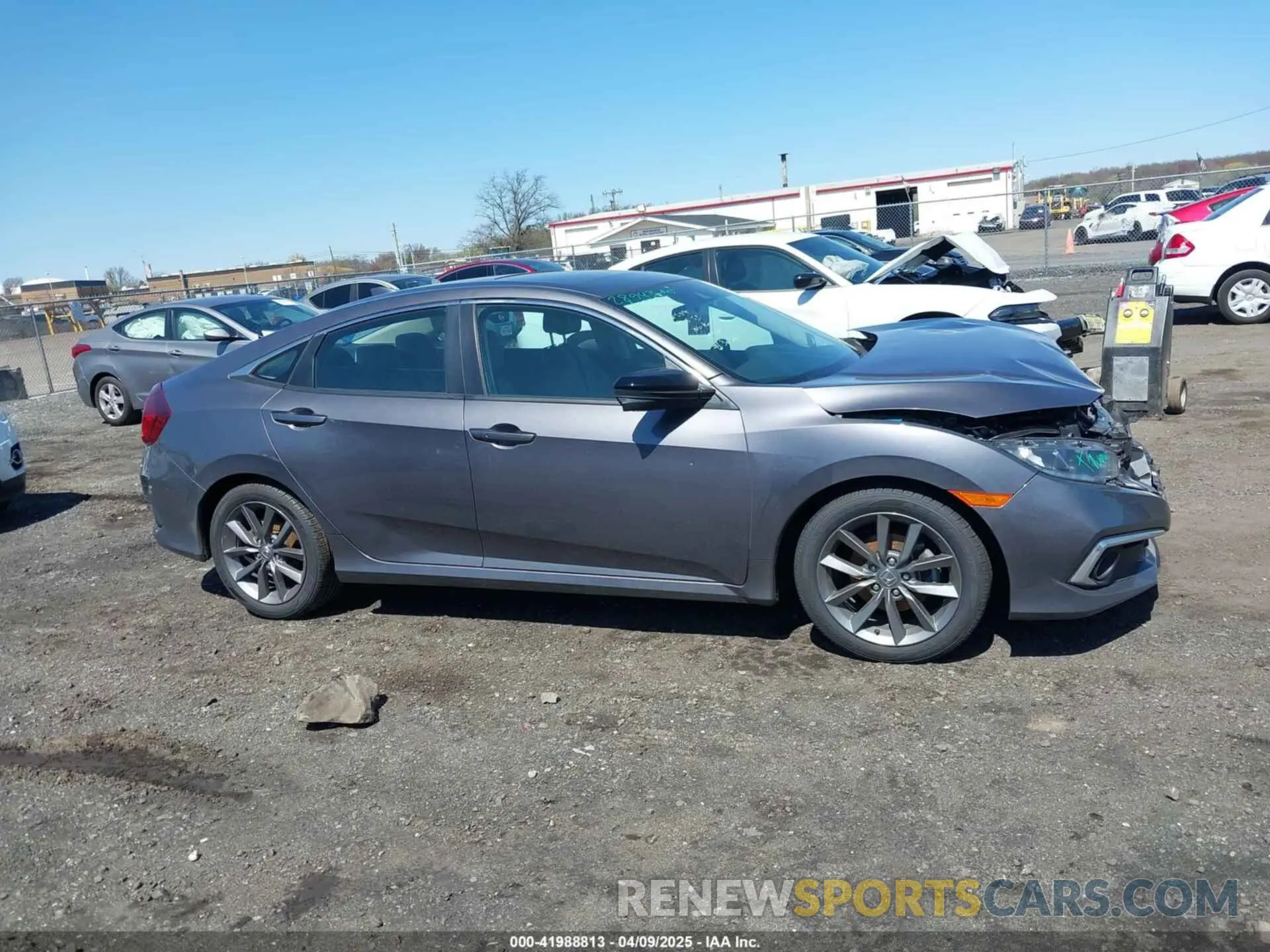 13 Photograph of a damaged car 19XFC1F38KE203074 HONDA CIVIC 2019