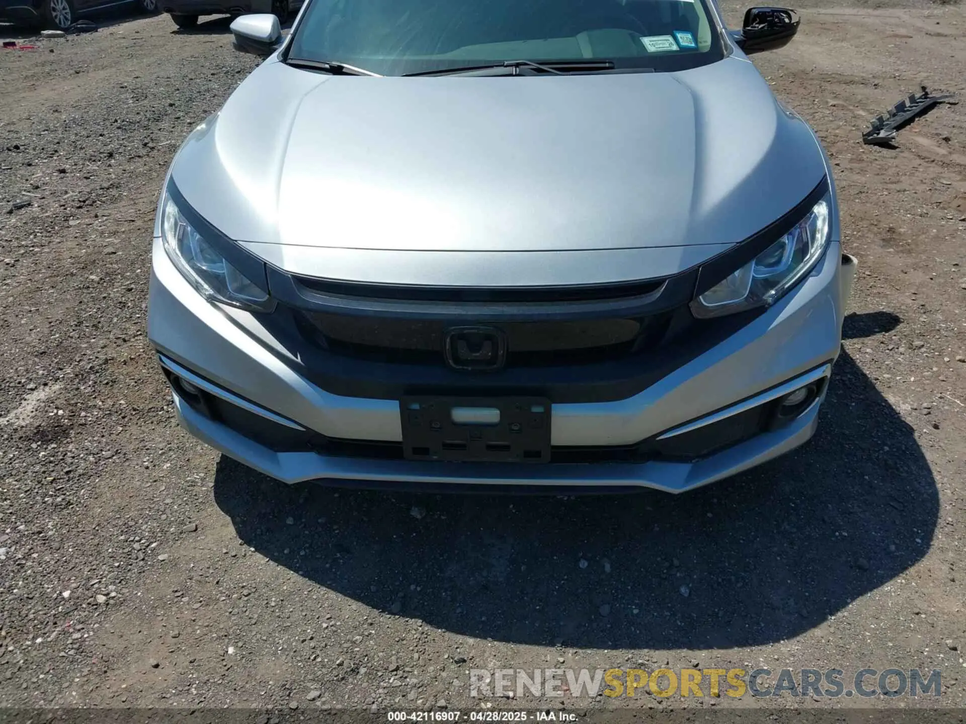 12 Photograph of a damaged car 19XFC1F38KE205228 HONDA CIVIC 2019