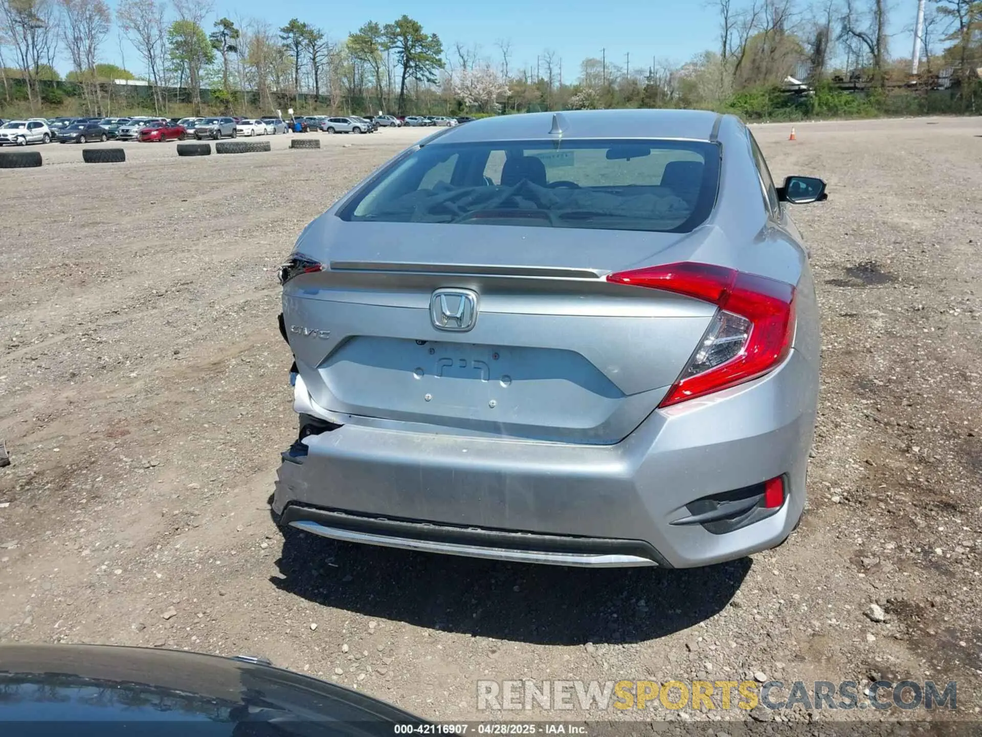 16 Photograph of a damaged car 19XFC1F38KE205228 HONDA CIVIC 2019