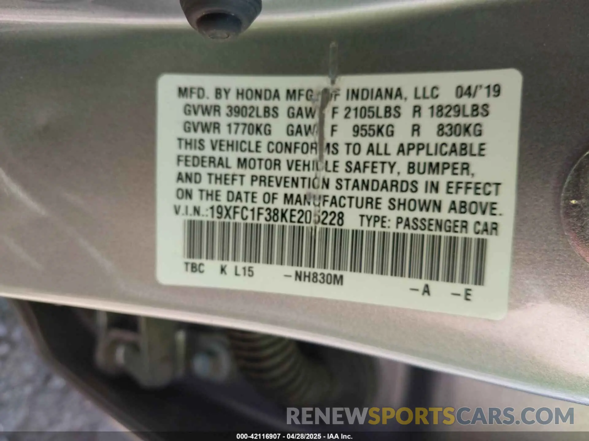 9 Photograph of a damaged car 19XFC1F38KE205228 HONDA CIVIC 2019