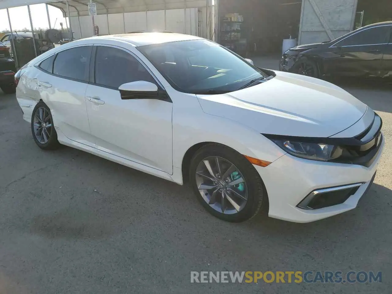 4 Photograph of a damaged car 19XFC1F38KE206668 HONDA CIVIC 2019