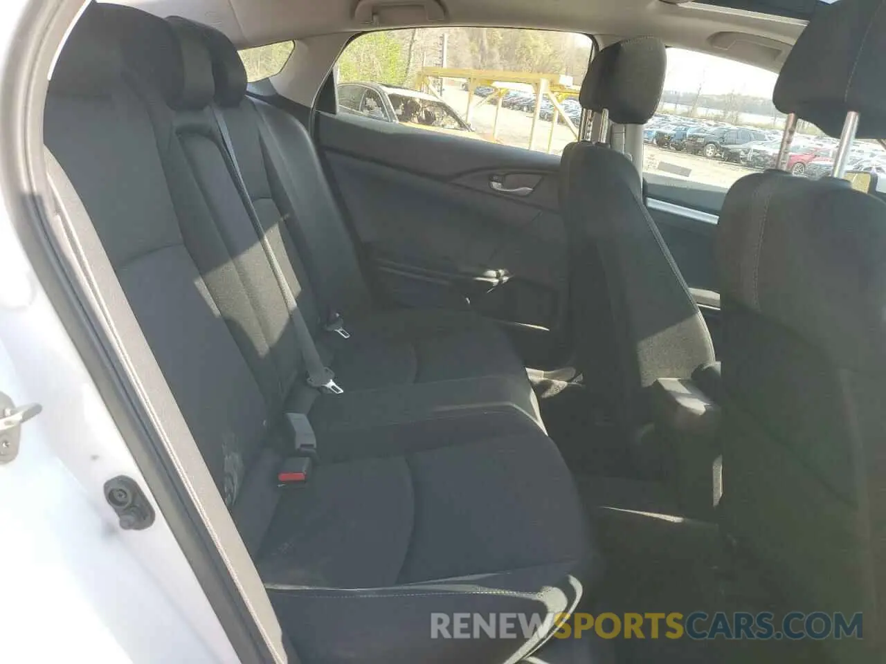 10 Photograph of a damaged car 19XFC1F38KE207335 HONDA CIVIC 2019