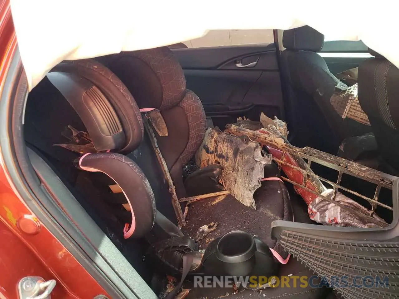 11 Photograph of a damaged car 19XFC1F39KE205108 HONDA CIVIC 2019