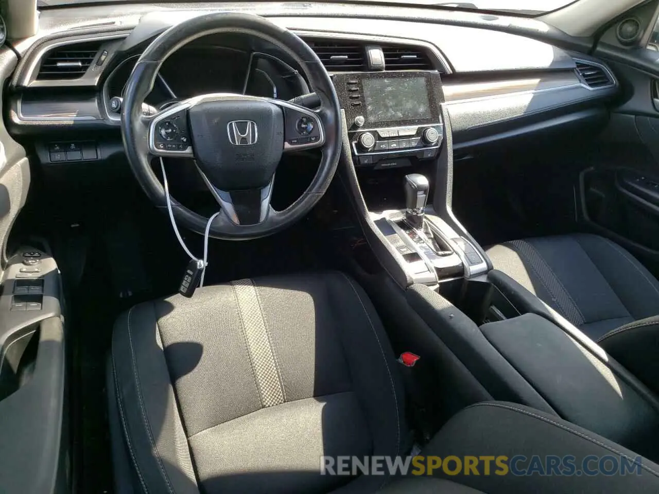 8 Photograph of a damaged car 19XFC1F39KE210972 HONDA CIVIC 2019
