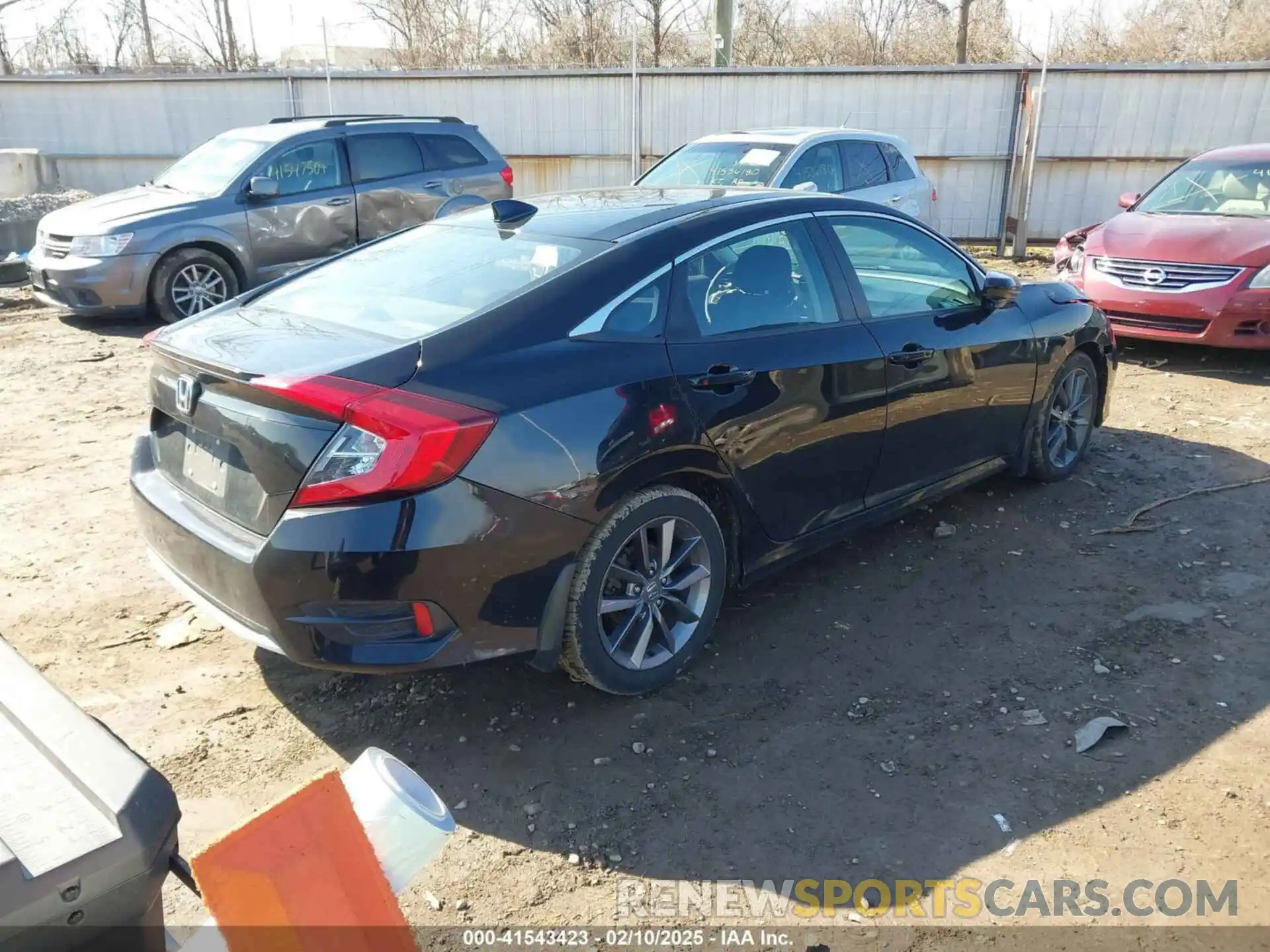 4 Photograph of a damaged car 19XFC1F3XKE000591 HONDA CIVIC 2019