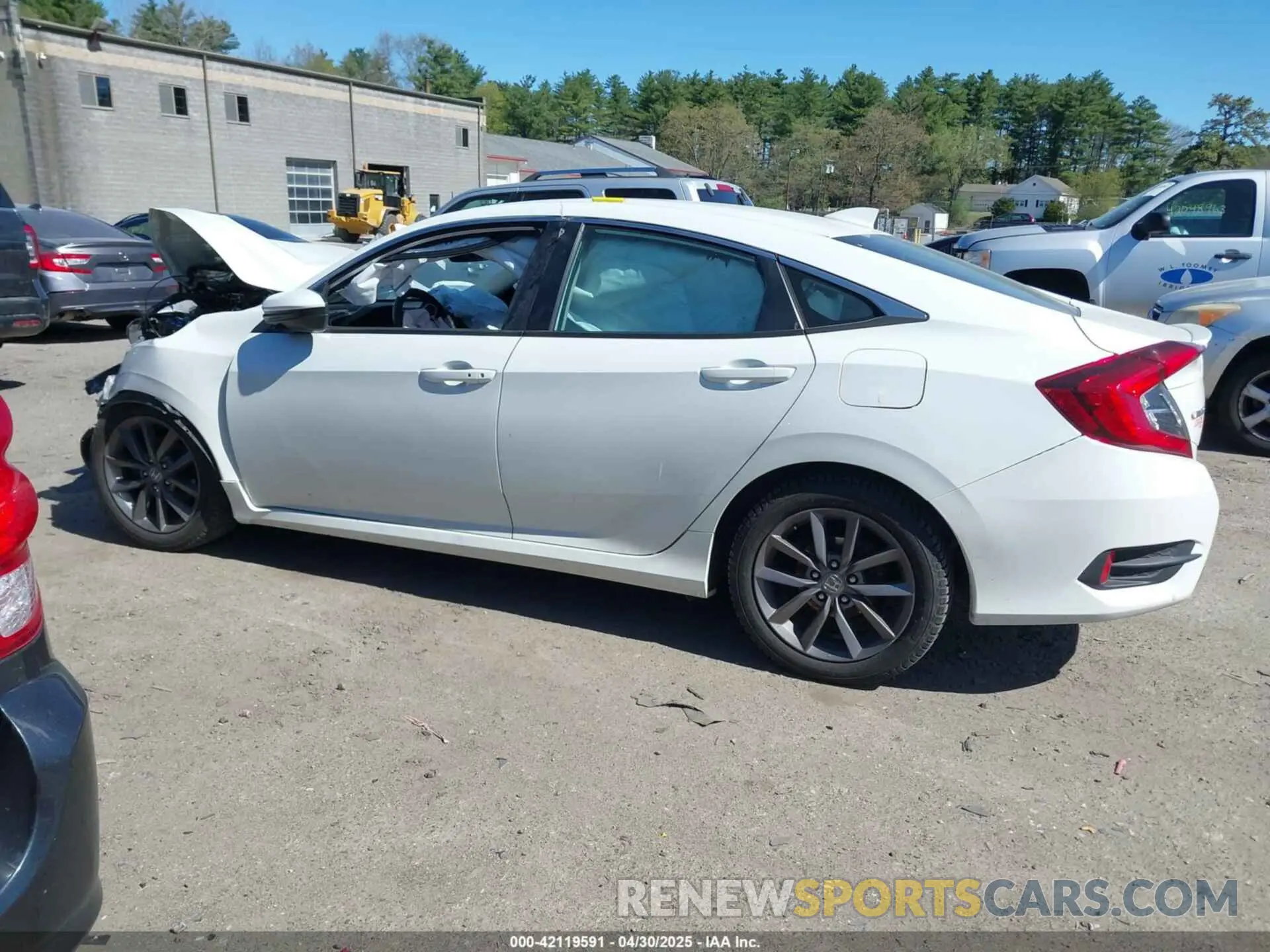 13 Photograph of a damaged car 19XFC1F3XKE006830 HONDA CIVIC 2019