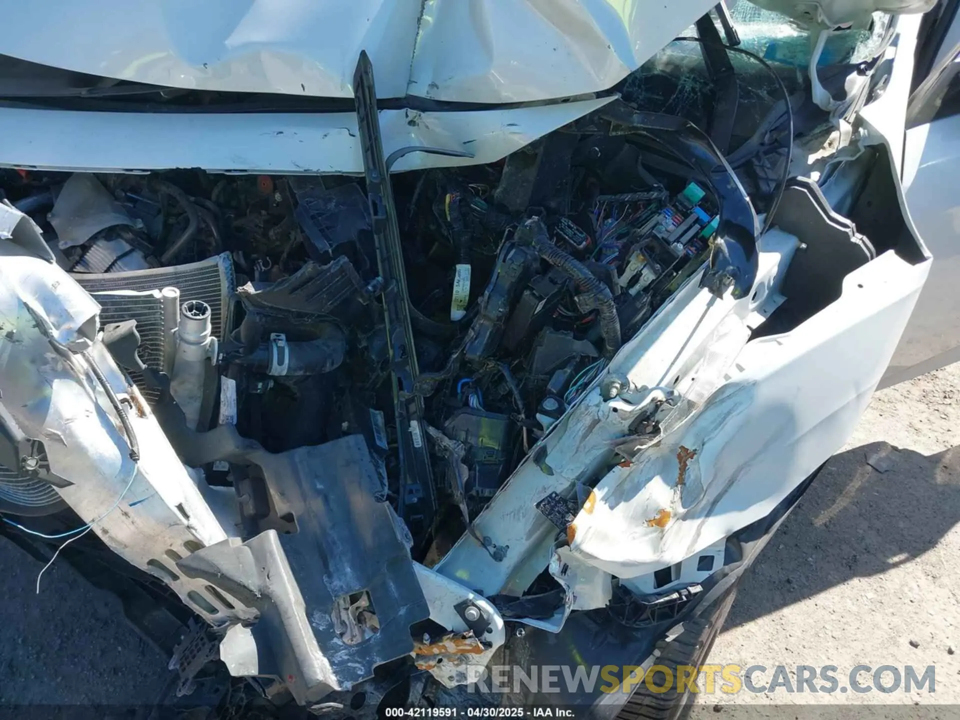 17 Photograph of a damaged car 19XFC1F3XKE006830 HONDA CIVIC 2019