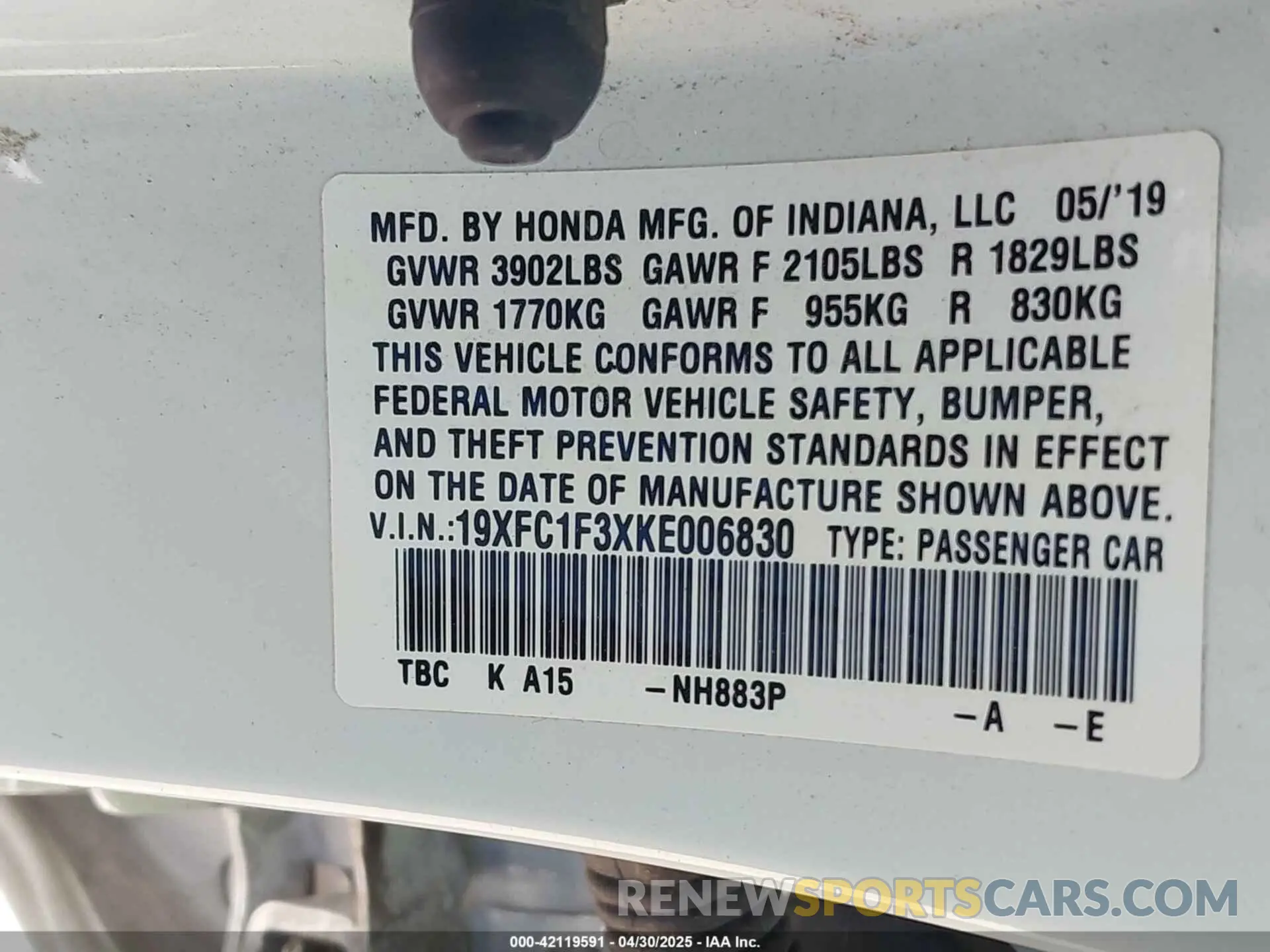9 Photograph of a damaged car 19XFC1F3XKE006830 HONDA CIVIC 2019
