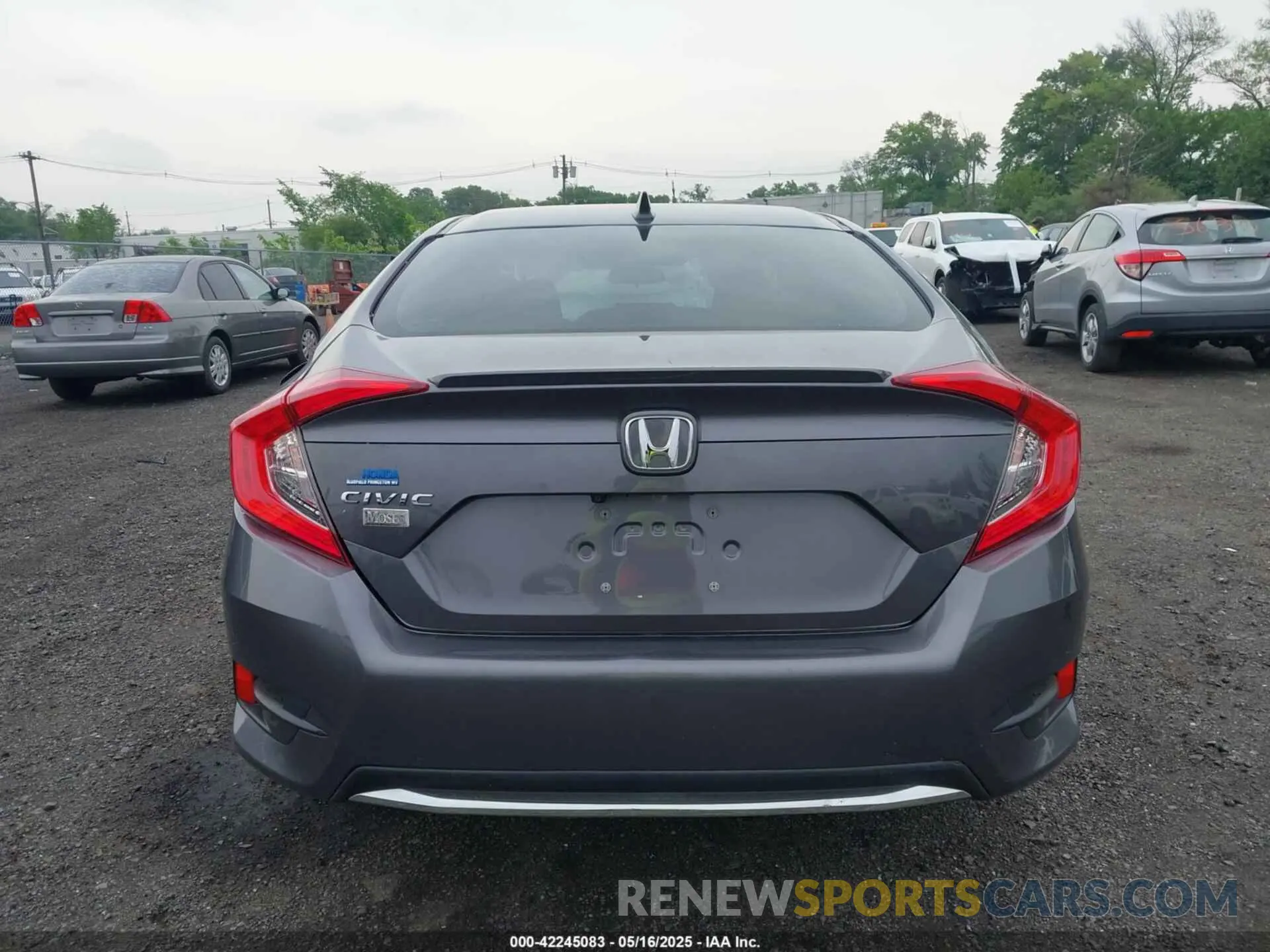 16 Photograph of a damaged car 19XFC1F3XKE013342 HONDA CIVIC 2019