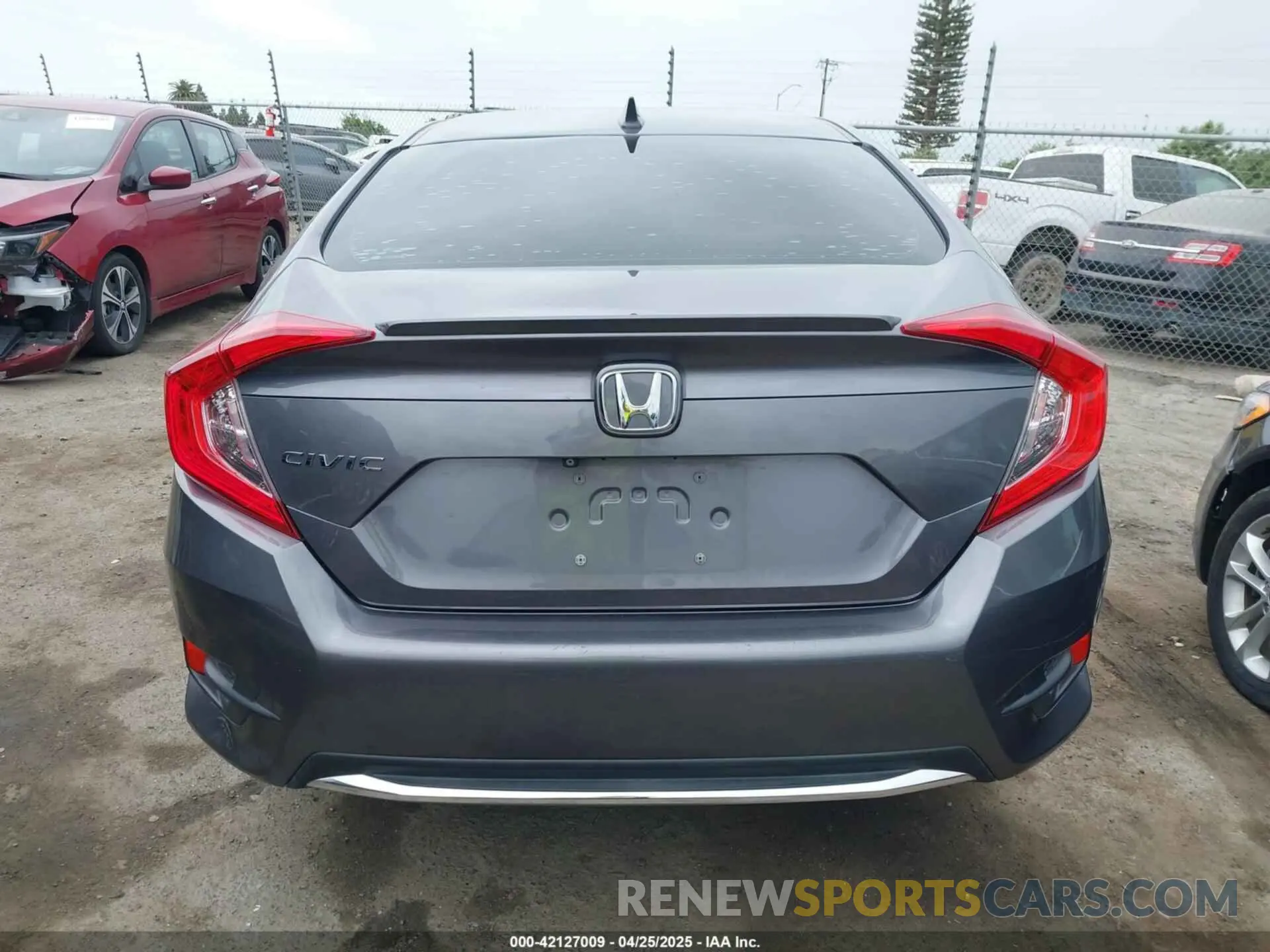 17 Photograph of a damaged car 19XFC1F3XKE211435 HONDA CIVIC 2019