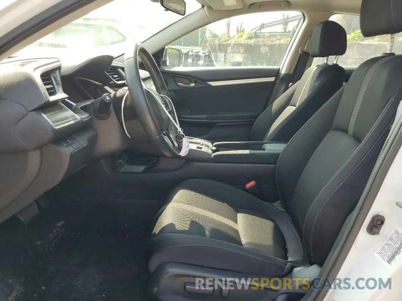 7 Photograph of a damaged car 19XFC1F3XKE214044 HONDA CIVIC 2019