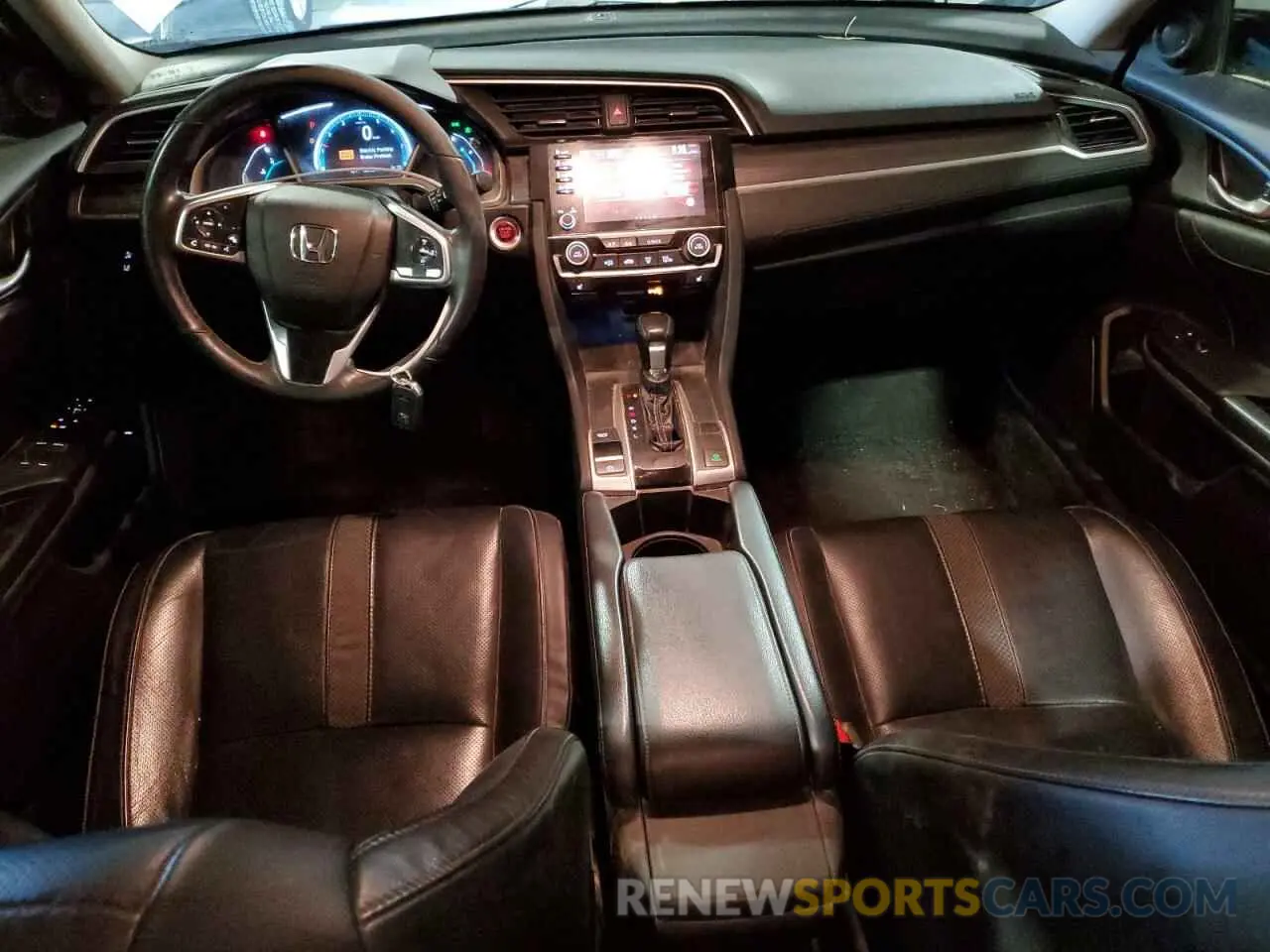 8 Photograph of a damaged car 19XFC1F70KE000893 HONDA CIVIC 2019