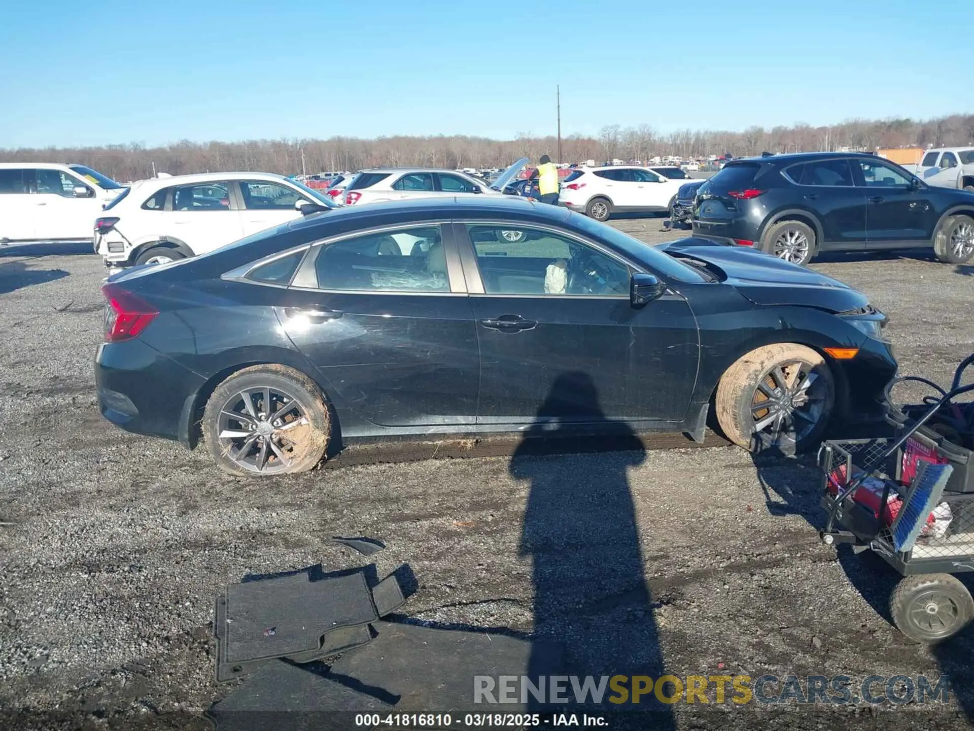 13 Photograph of a damaged car 19XFC1F73KE211652 HONDA CIVIC 2019