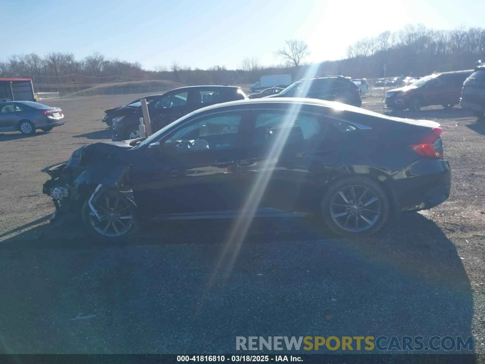 14 Photograph of a damaged car 19XFC1F73KE211652 HONDA CIVIC 2019