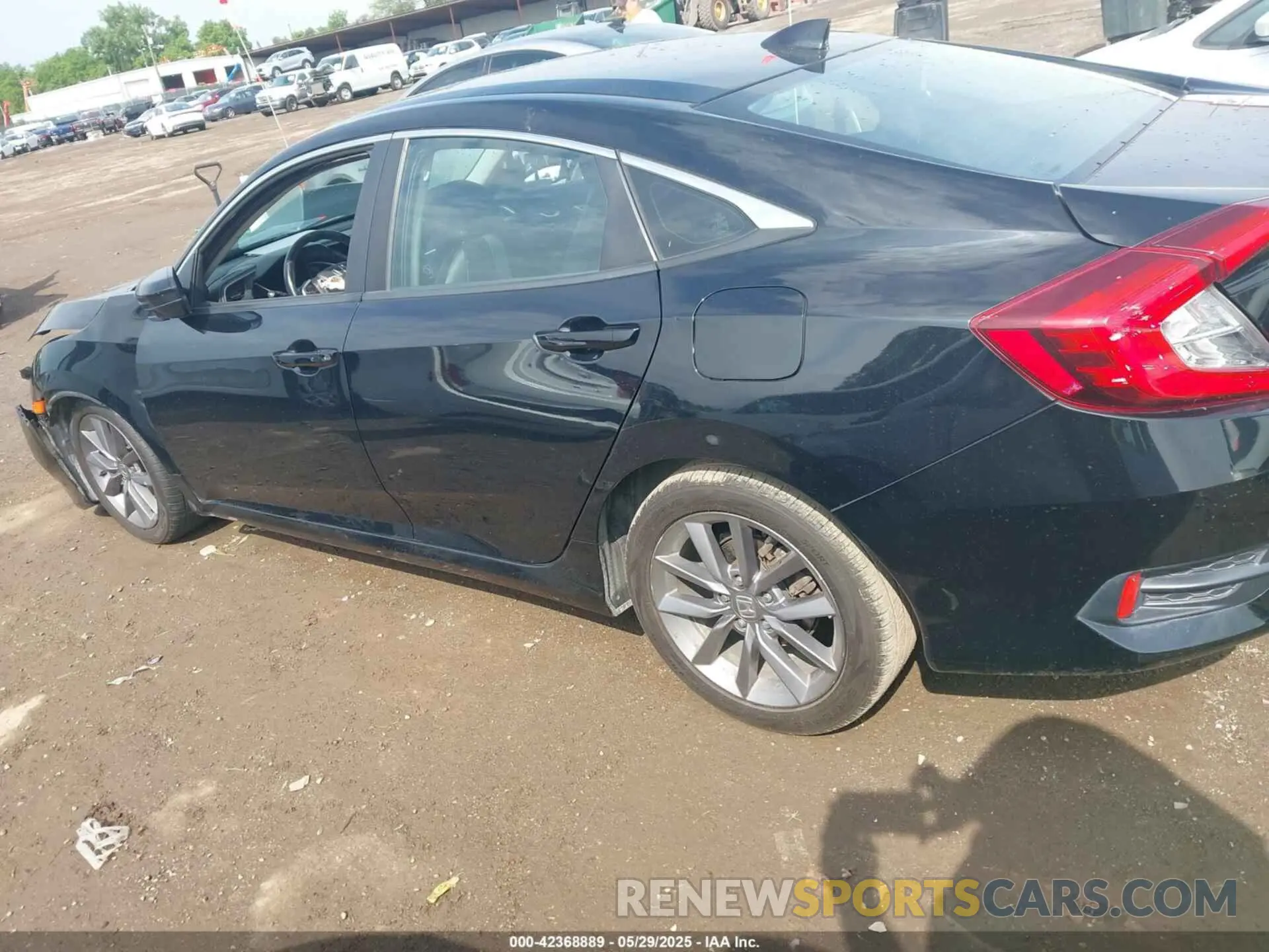 14 Photograph of a damaged car 19XFC1F75KE006611 HONDA CIVIC 2019