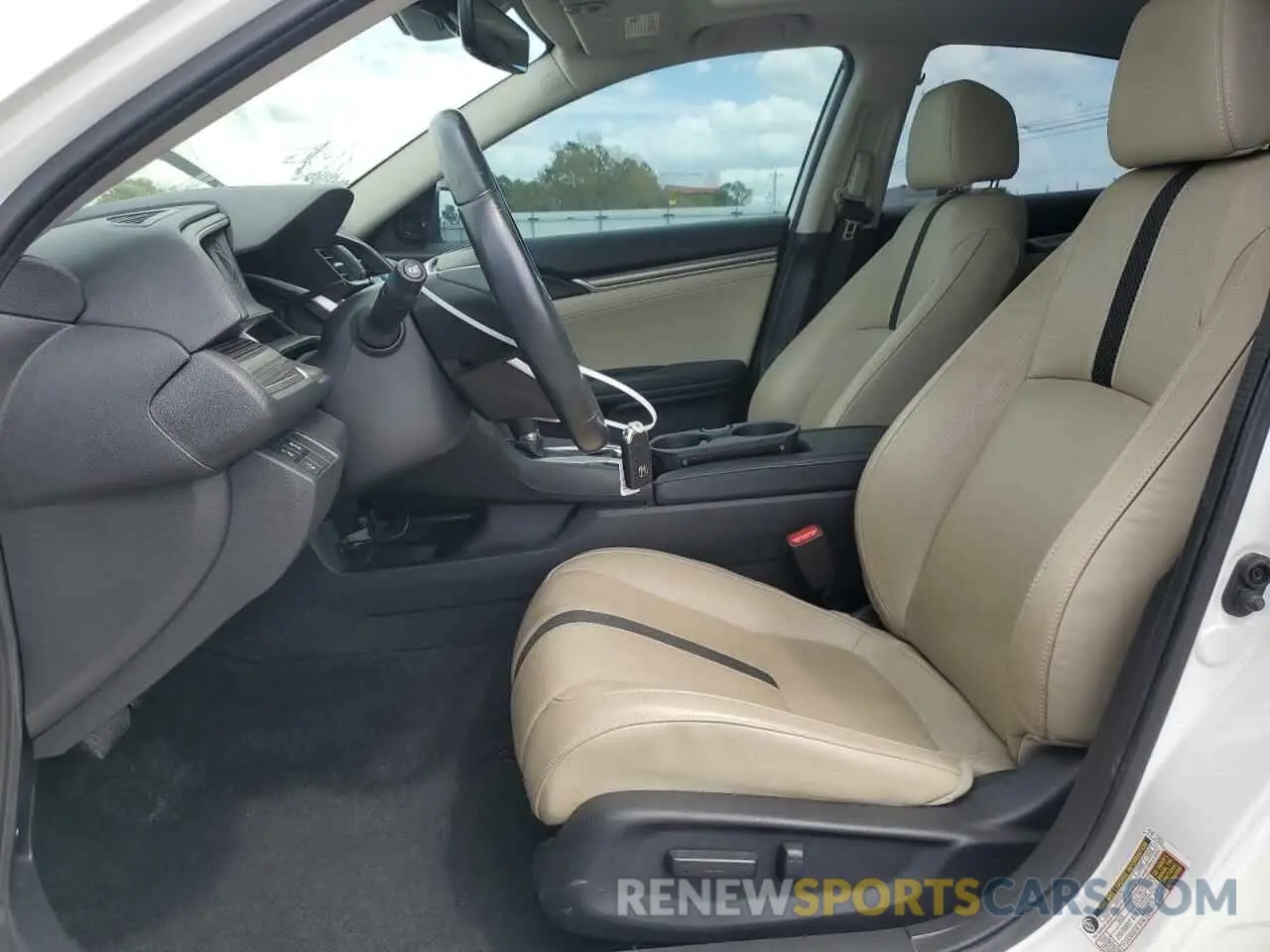 7 Photograph of a damaged car 19XFC1F75KE008553 HONDA CIVIC 2019