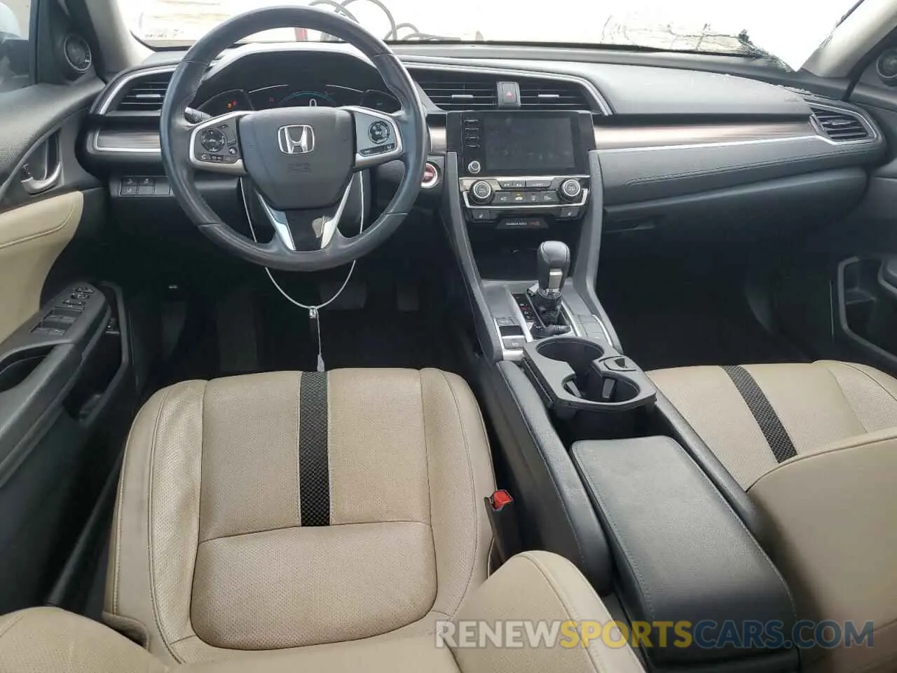 8 Photograph of a damaged car 19XFC1F75KE008553 HONDA CIVIC 2019