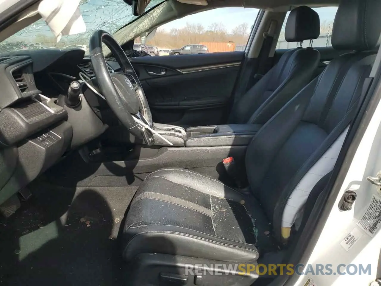 7 Photograph of a damaged car 19XFC1F76KE005063 HONDA CIVIC 2019