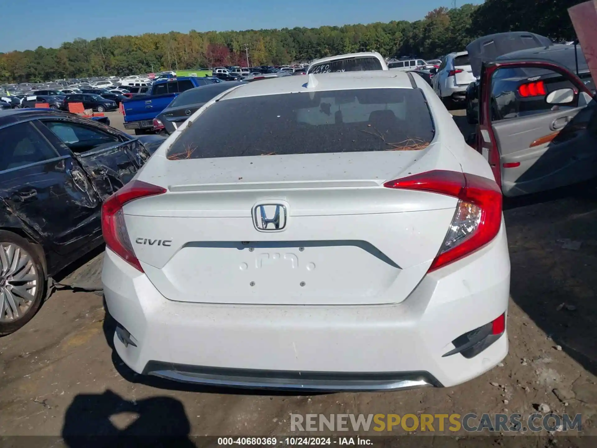 16 Photograph of a damaged car 19XFC1F77KE012085 HONDA CIVIC 2019