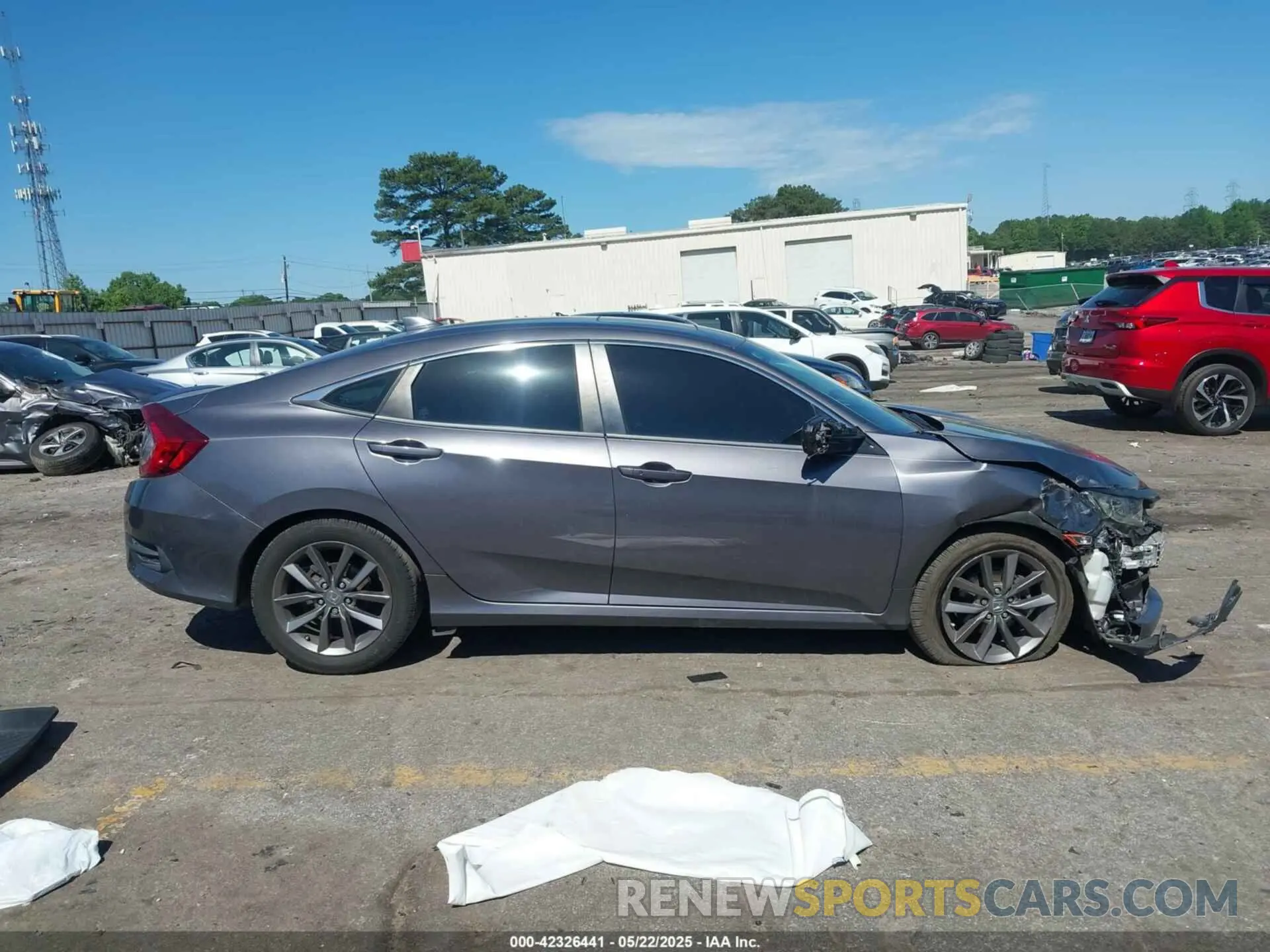 13 Photograph of a damaged car 19XFC1F78KE207502 HONDA CIVIC 2019