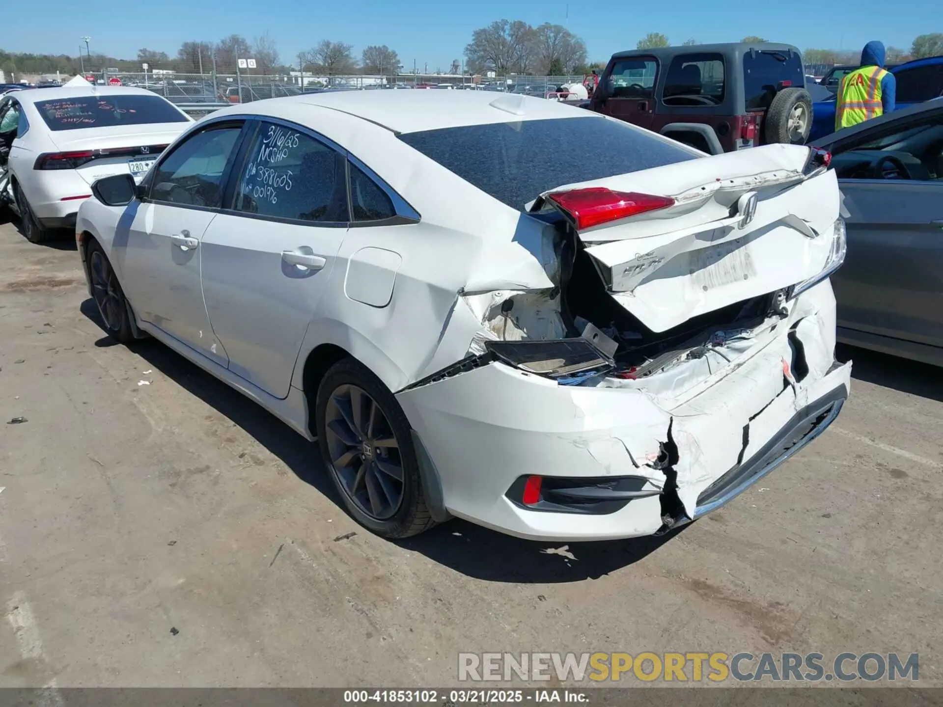 3 Photograph of a damaged car 19XFC1F79KE001976 HONDA CIVIC 2019
