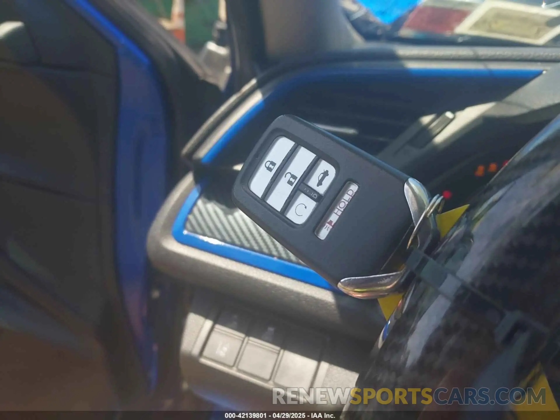 11 Photograph of a damaged car 19XFC1F79KE205273 HONDA CIVIC 2019