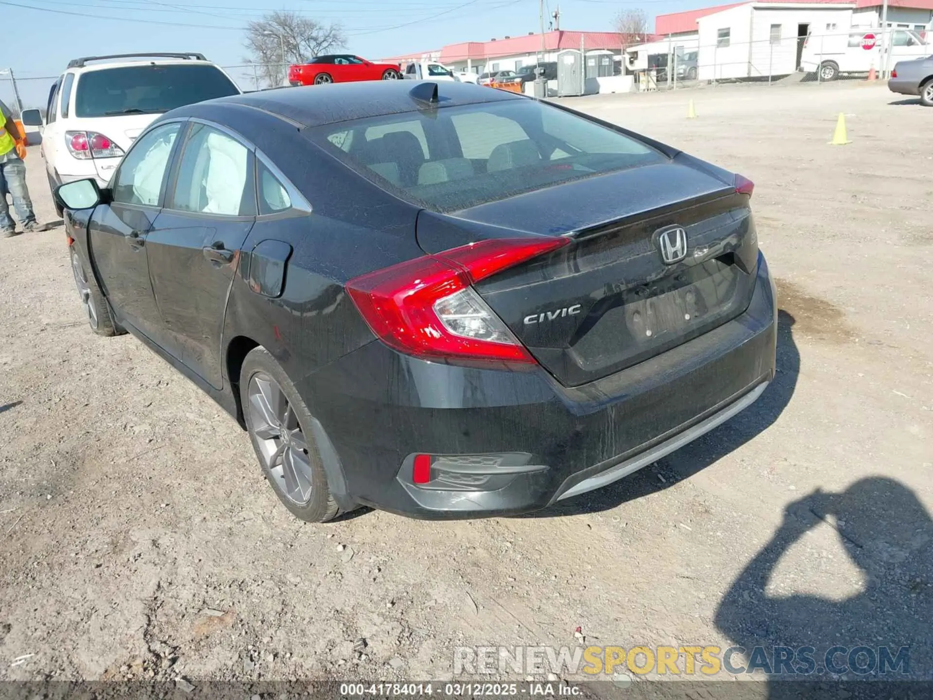 3 Photograph of a damaged car 19XFC1F7XKE011397 HONDA CIVIC 2019