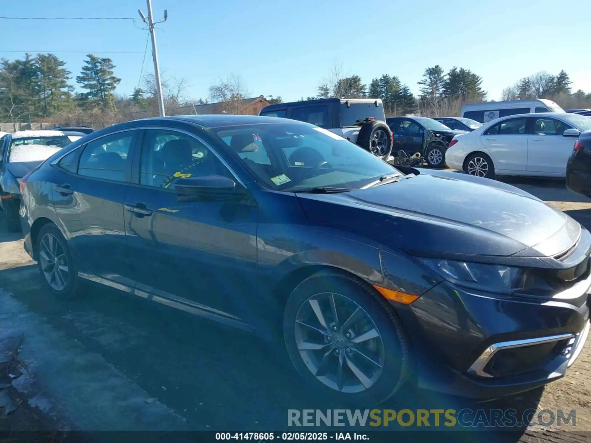 13 Photograph of a damaged car 19XFC1F7XKE216640 HONDA CIVIC 2019