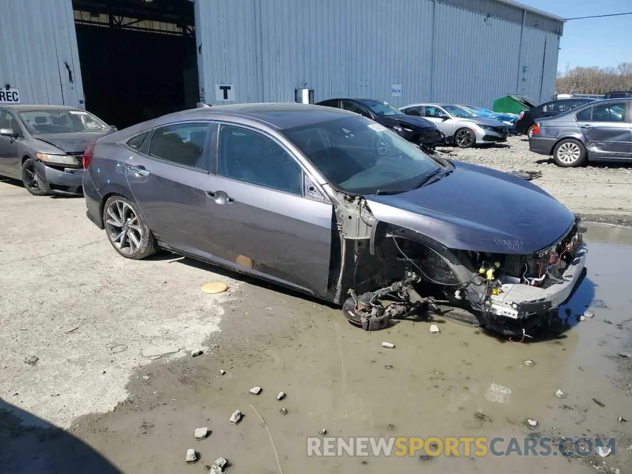 4 Photograph of a damaged car 19XFC1F90KE200772 HONDA CIVIC 2019