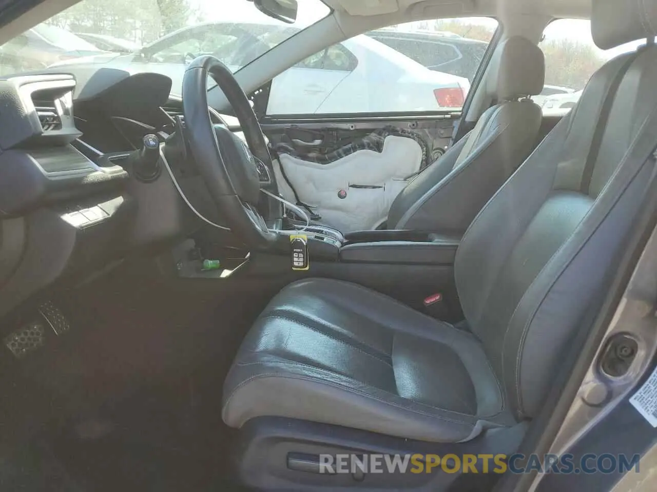 7 Photograph of a damaged car 19XFC1F90KE200772 HONDA CIVIC 2019