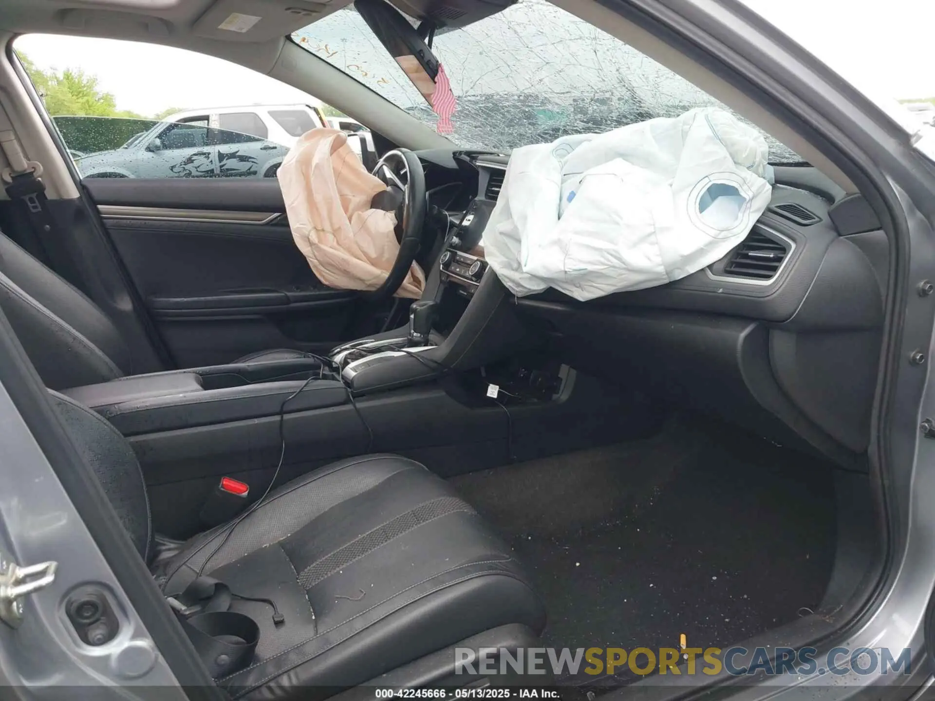 5 Photograph of a damaged car 19XFC1F91KE202367 HONDA CIVIC 2019
