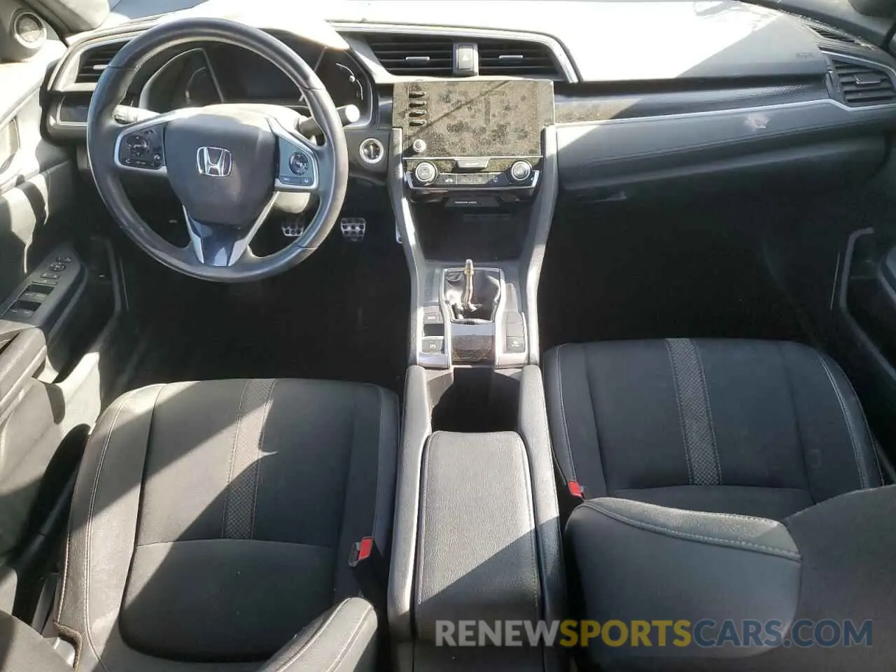 8 Photograph of a damaged car 19XFC2E81KE050024 HONDA CIVIC 2019
