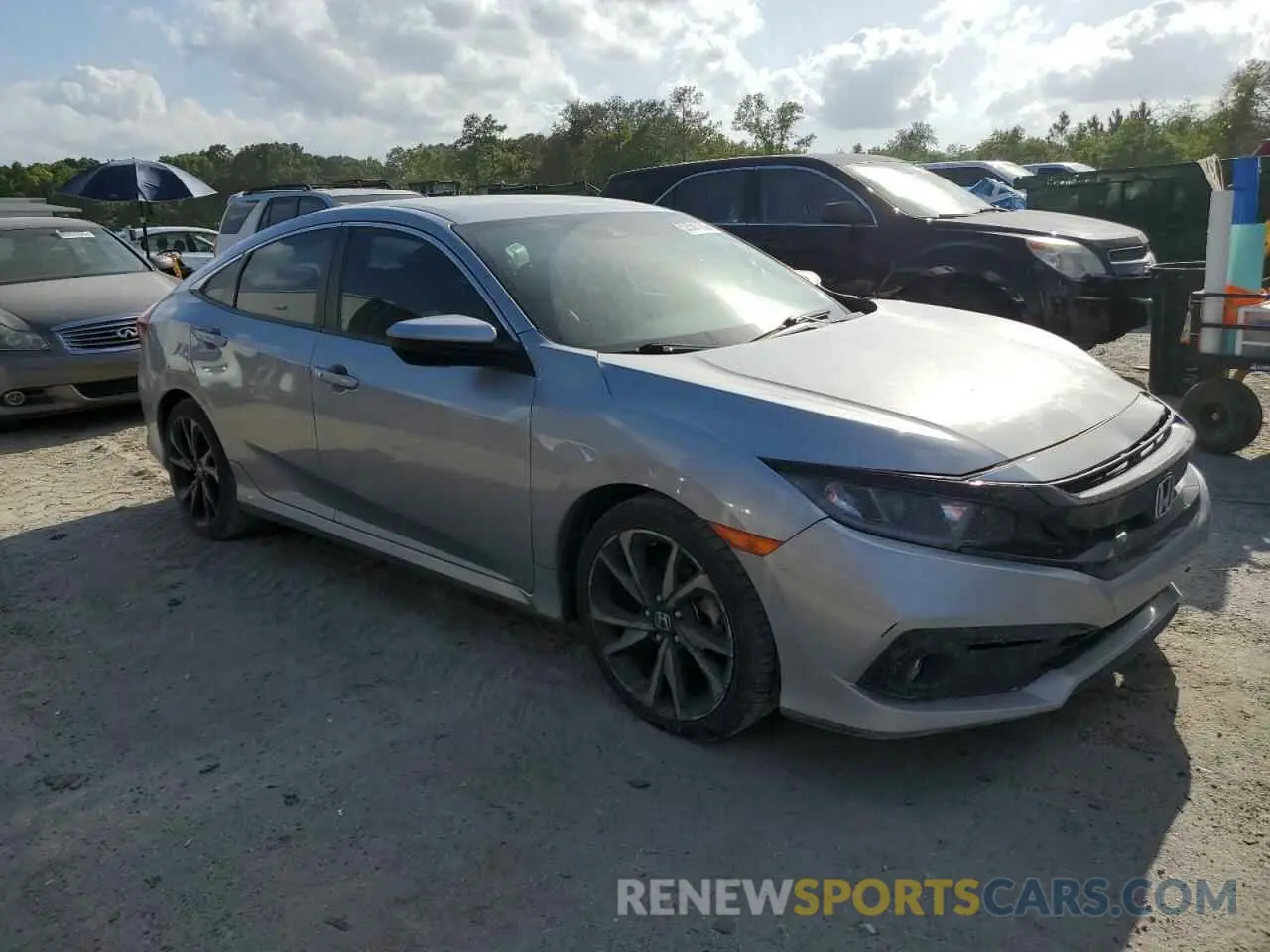 4 Photograph of a damaged car 19XFC2E82KE010695 HONDA CIVIC 2019