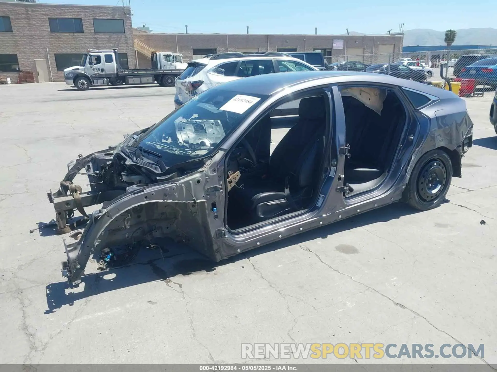 2 Photograph of a damaged car 19XFC2E87KE011891 HONDA CIVIC 2019